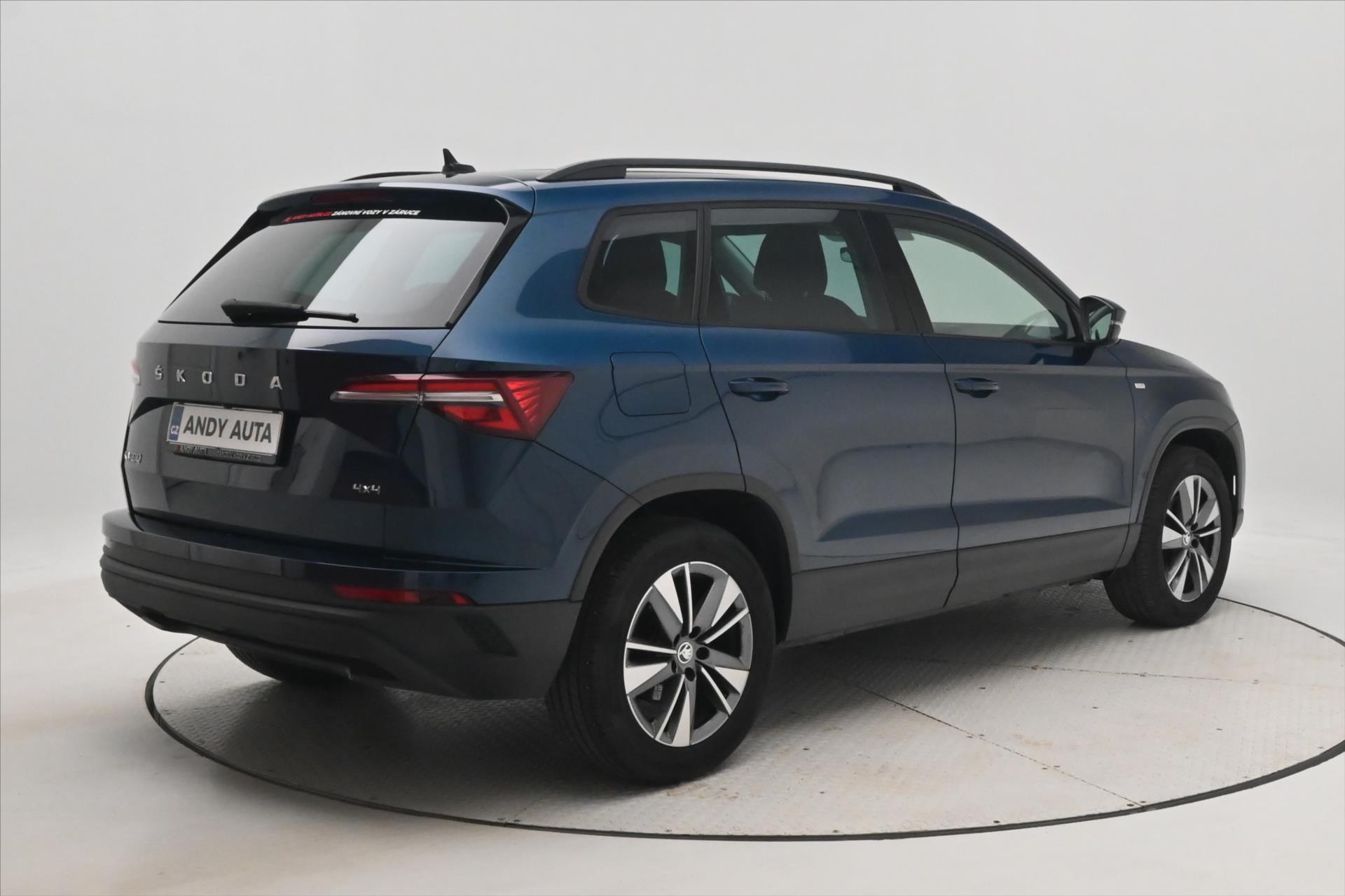 Hlavní fotografie vozu Škoda Karoq 2,0 TDI 110kW 4x4 DSG TOUR Záruka až 5 let (5)