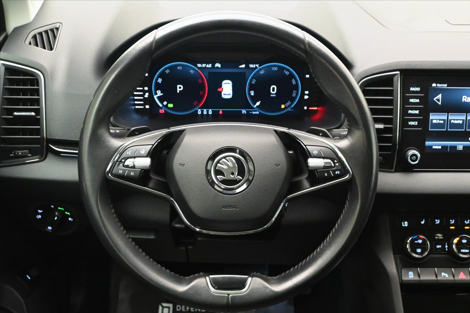 Main photo of the car Skoda Karoq 2.0 TDI 110kW DSG Style Warranty up to 5 years (18)