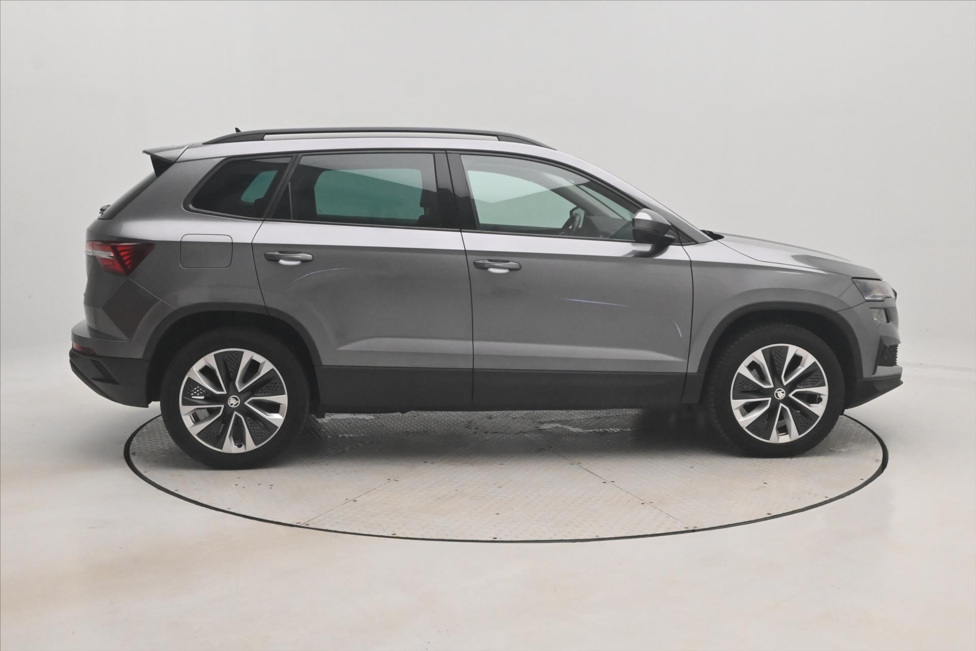 Main photo of the car Skoda Karoq 2.0 TDI 110kW DSG Style Warranty up to 5 years (4)