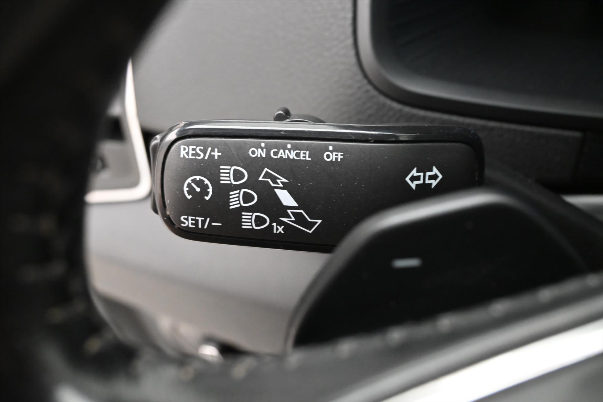 Main photo of the car Skoda Karoq 2,0 TDI 110 kW 4x4 DSG Style Záruka až 5 let (23)