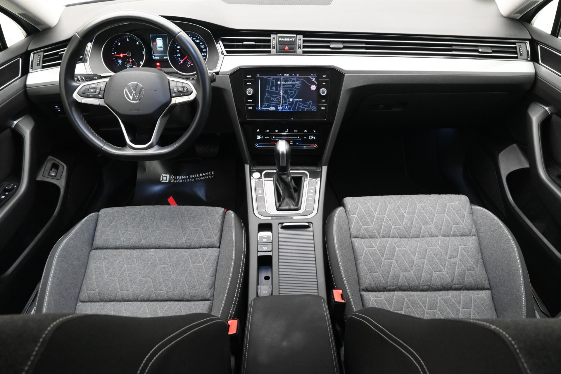 Main photo of the car Volkswagen Passat 2.0 TDI 110kW DSG Business Warranty up to 5 years (15)