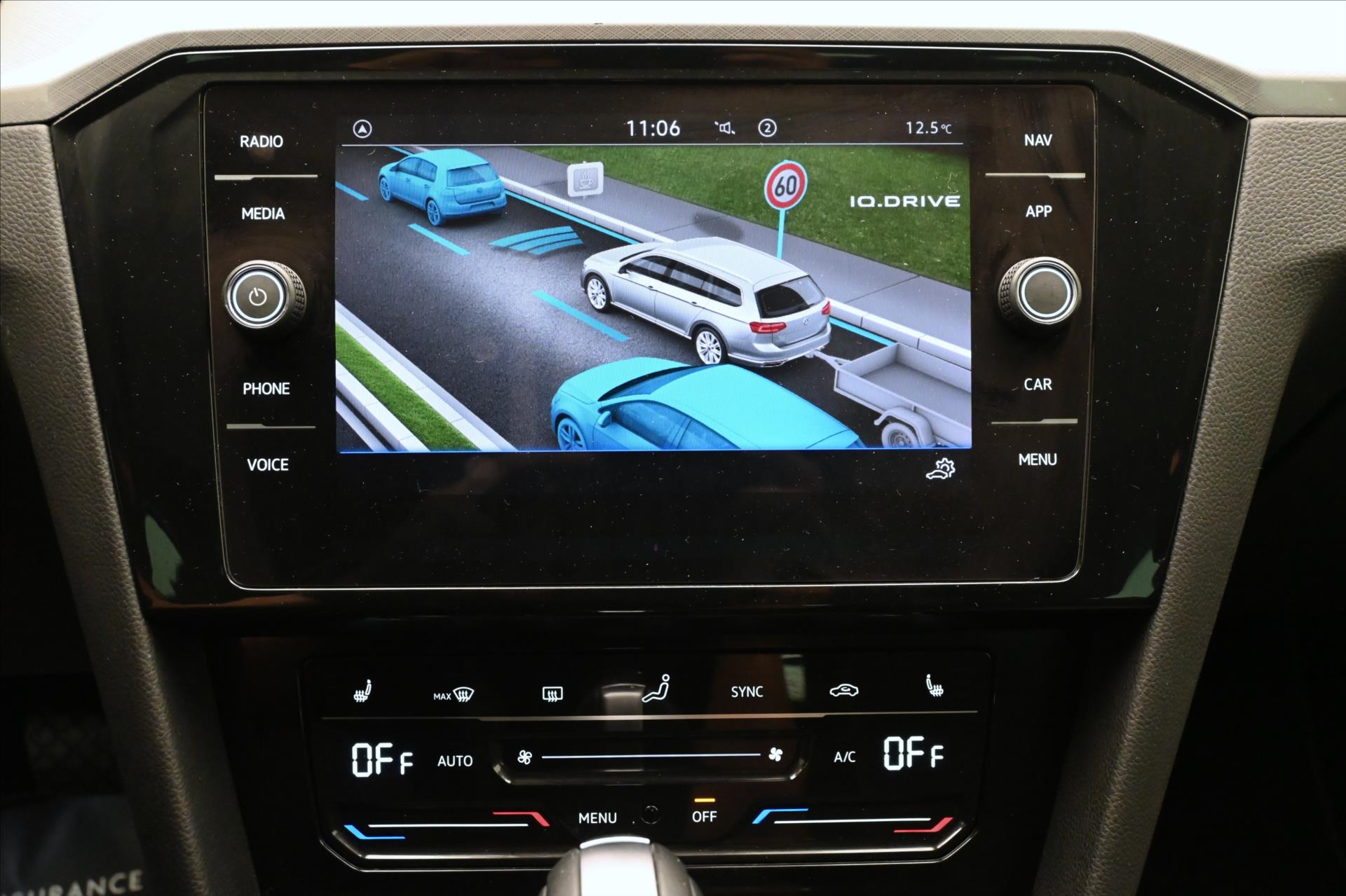 Main photo of the car Volkswagen Passat 2.0 TDI 110kW DSG Business Warranty up to 5 years (19)