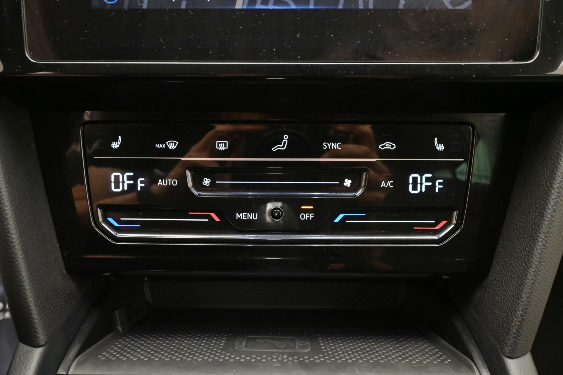 Main photo of the car Volkswagen Passat 2.0 TDI 110kW DSG Business Warranty up to 5 years (21)