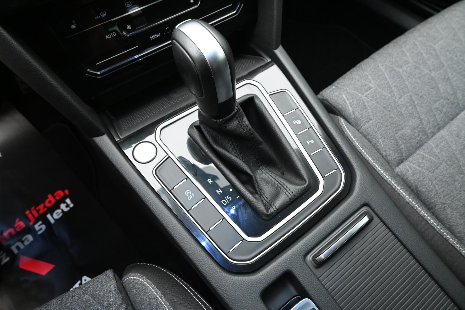 Main photo of the car Volkswagen Passat 2.0 TDI 110kW DSG Business Warranty up to 5 years (23)
