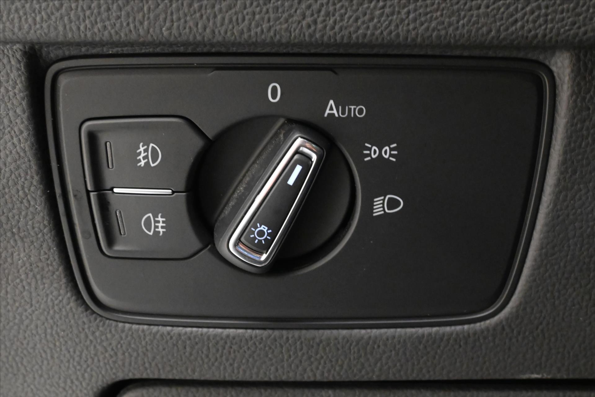 Main photo of the car Volkswagen Passat 2.0 TDI 110kW DSG Business Warranty up to 5 years (26)