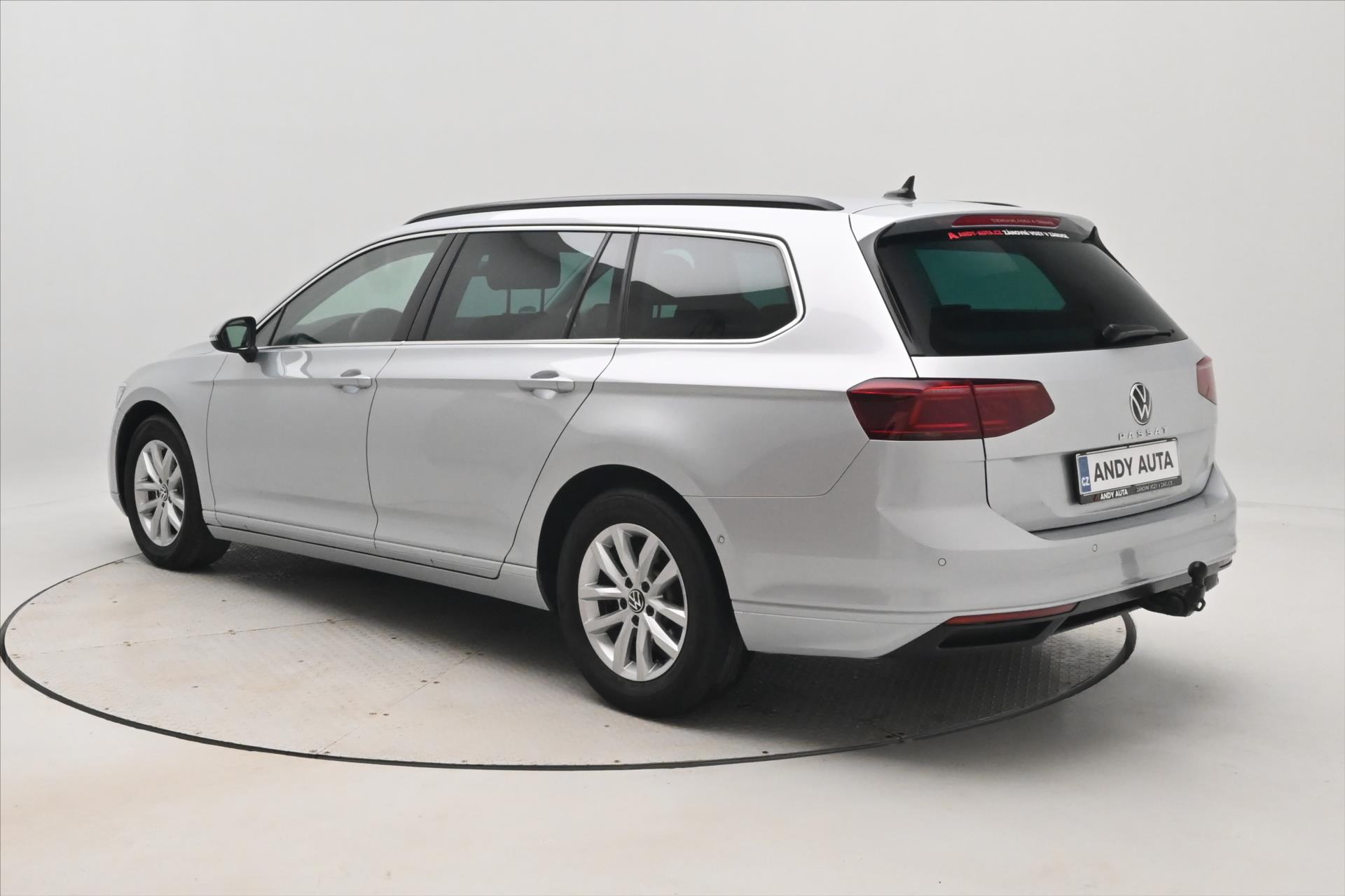 Main photo of the car Volkswagen Passat 2.0 TDI 110kW DSG Business Warranty up to 5 years (7)