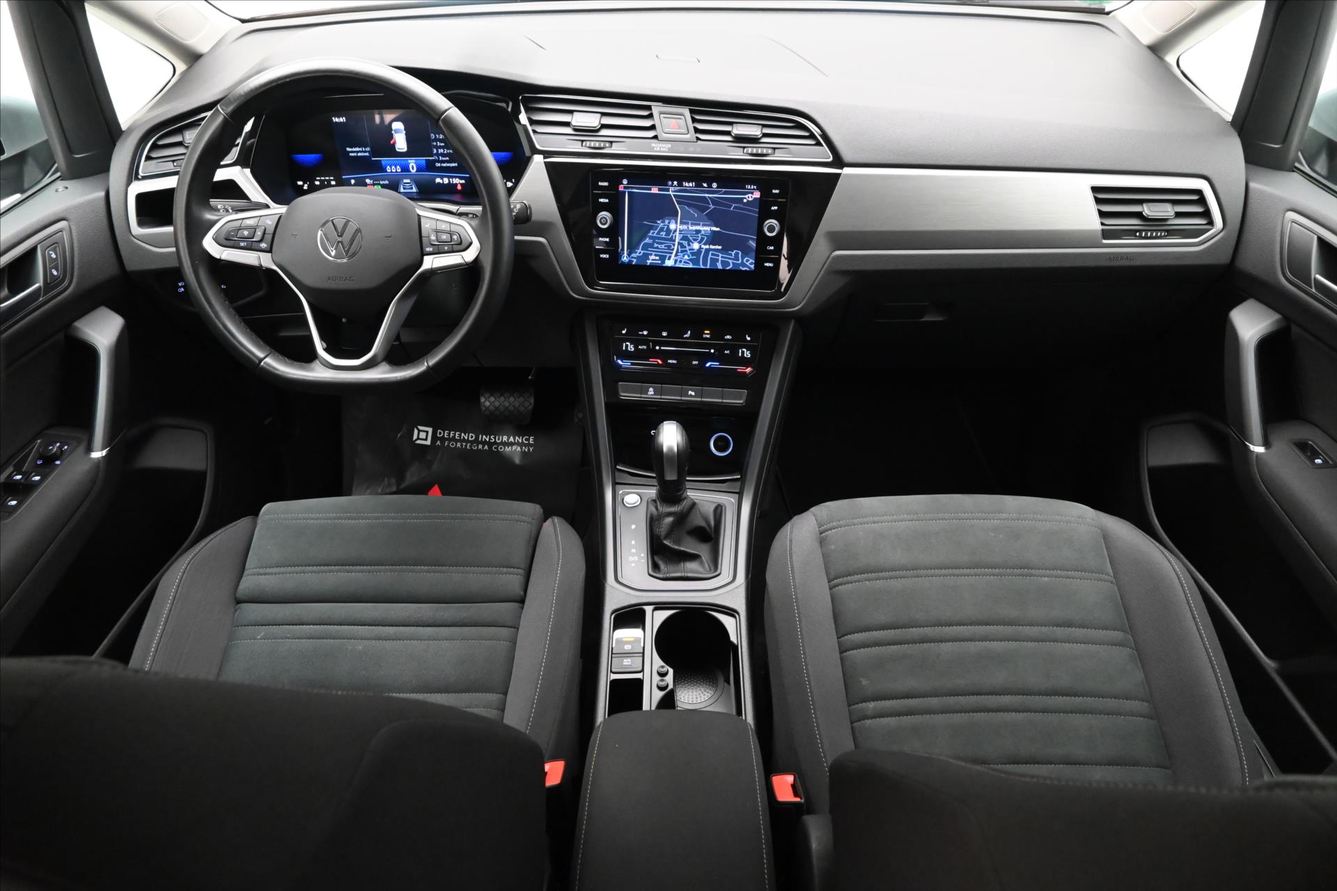 Main photo of the car Volkswagen Touran 2.0 TDI 110kW DSG Warranty up to 5 years (16)