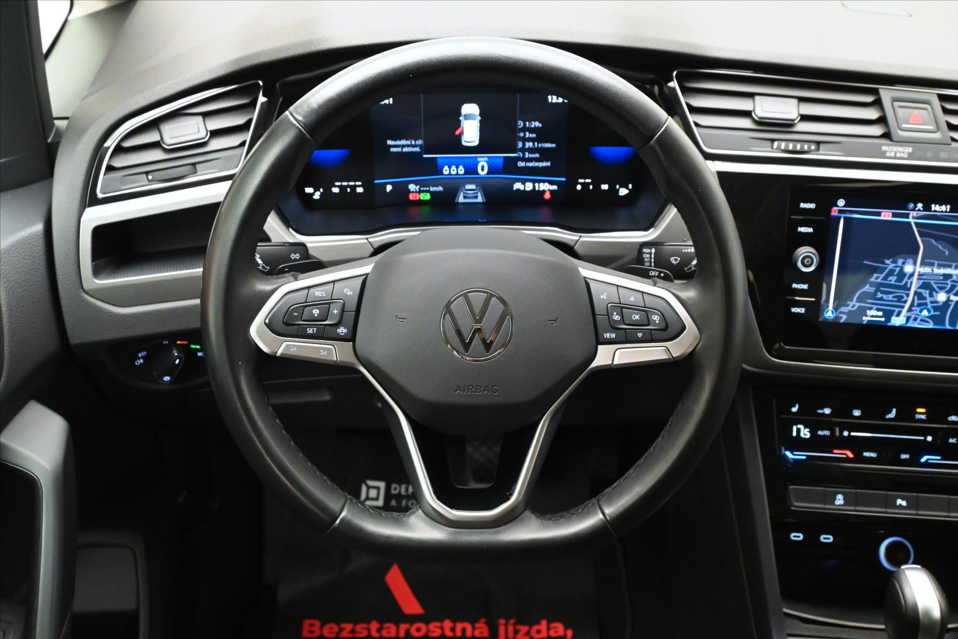 Main photo of the car Volkswagen Touran 2.0 TDI 110kW DSG Warranty up to 5 years (19)