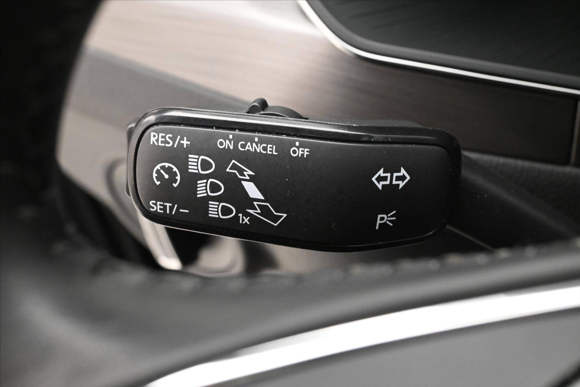 Main photo of the car Skoda Superb 2.0 TDI 110 kW Style Warranty up to 5 years (22)