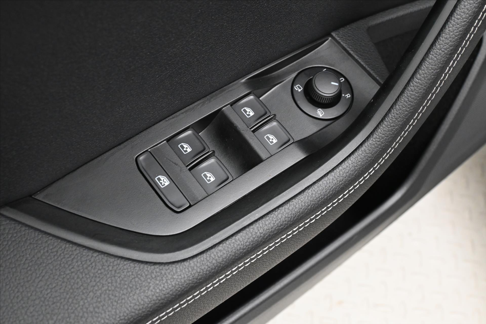 Main photo of the car Skoda Superb 2.0 TDI 110 kW Style Warranty up to 5 years (24)