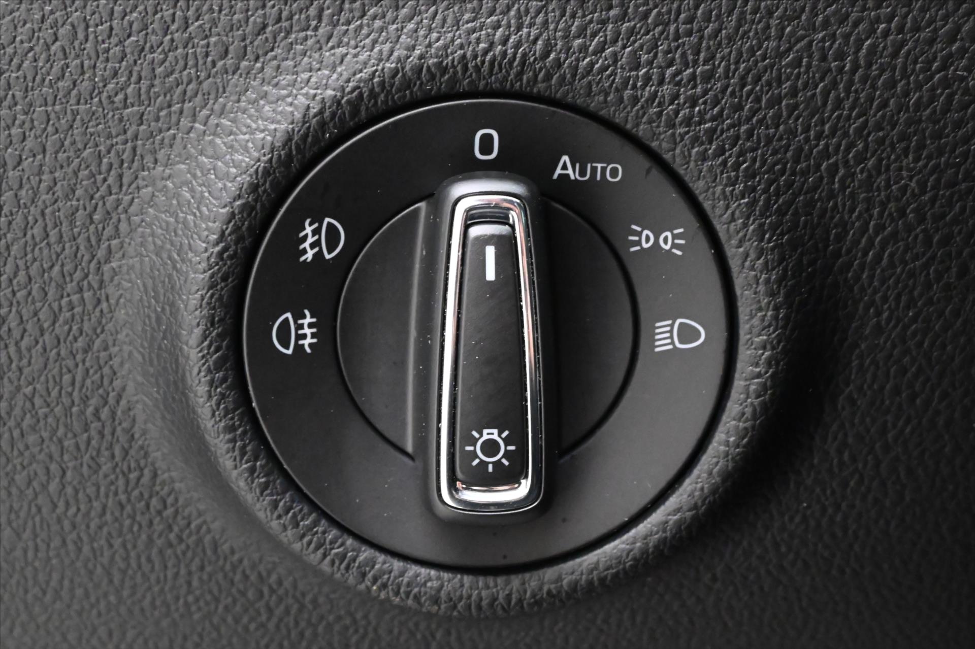 Main photo of the car Skoda Superb 2.0 TDI 110 kW Style Warranty up to 5 years (25)