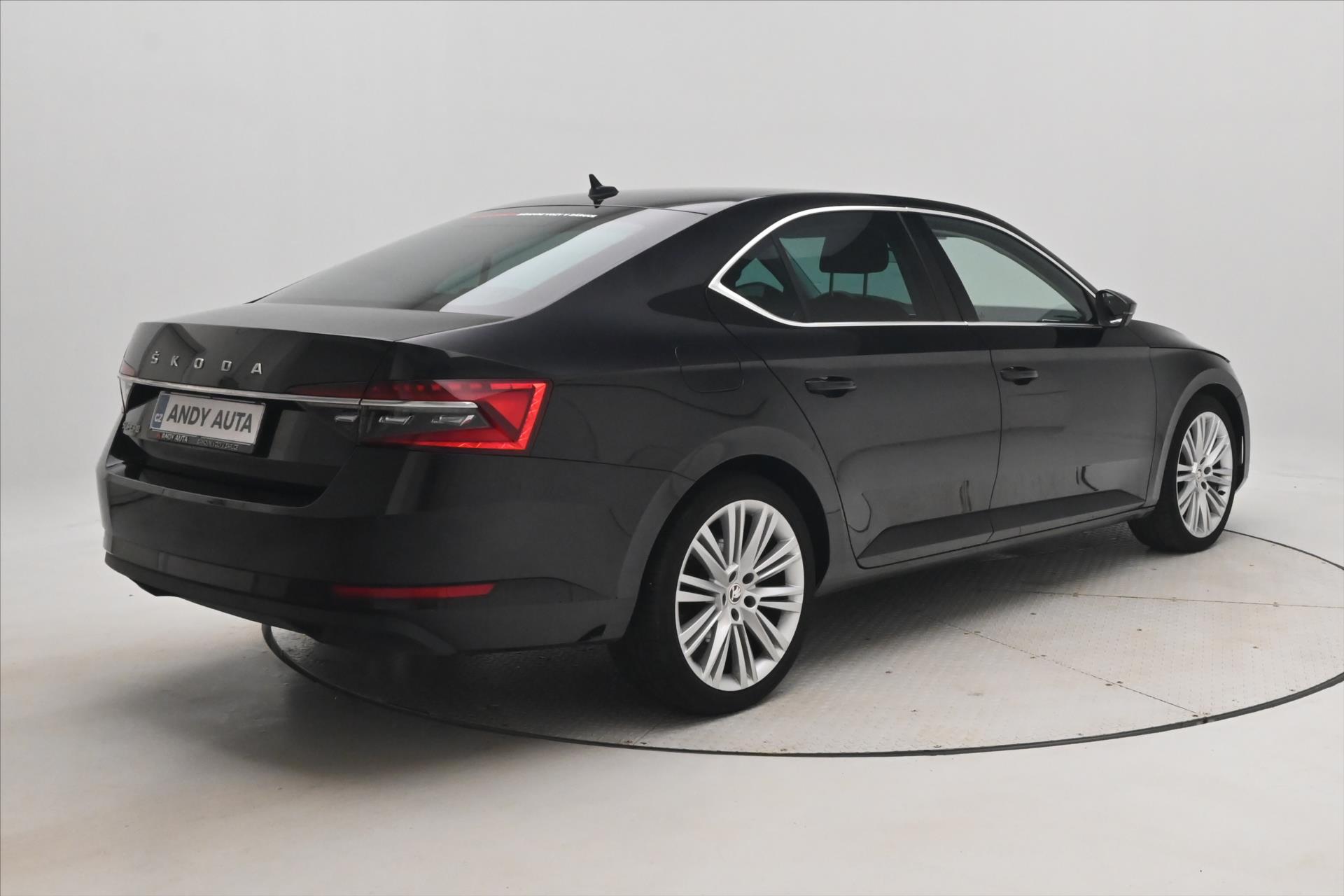 Main photo of the car Skoda Superb 2.0 TDI 110 kW Style Warranty up to 5 years (5)