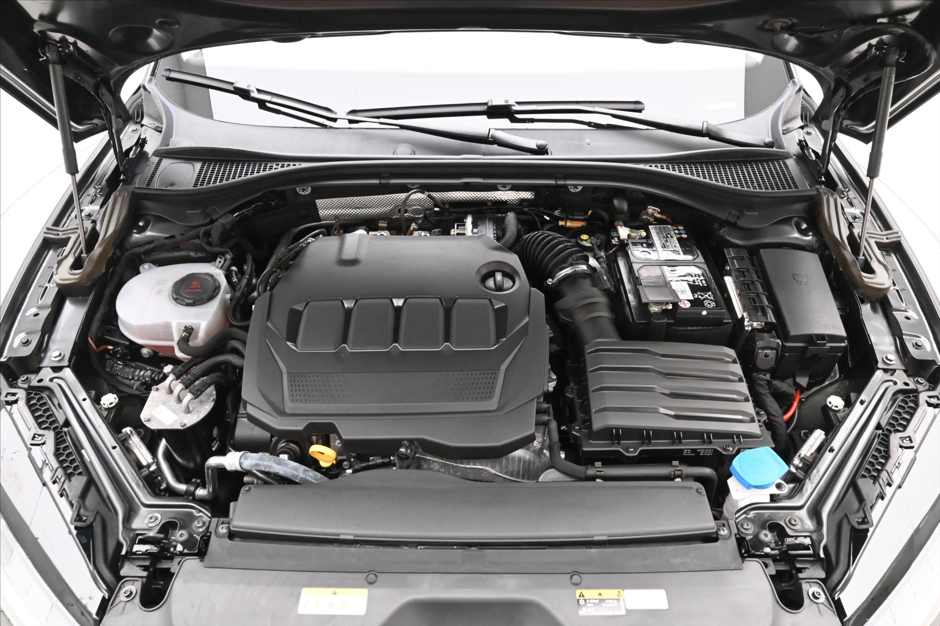 Main photo of the car Skoda Superb 2.0 TDI 110 kW Style Warranty up to 5 years (9)