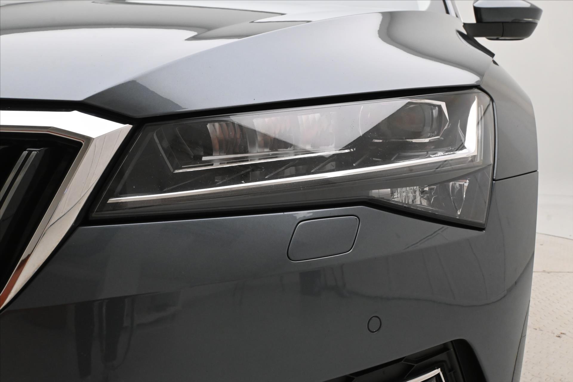 Main photo of the car Skoda Superb 2.0 TSI 140kW DSG Style Warranty up to 5 years (30)