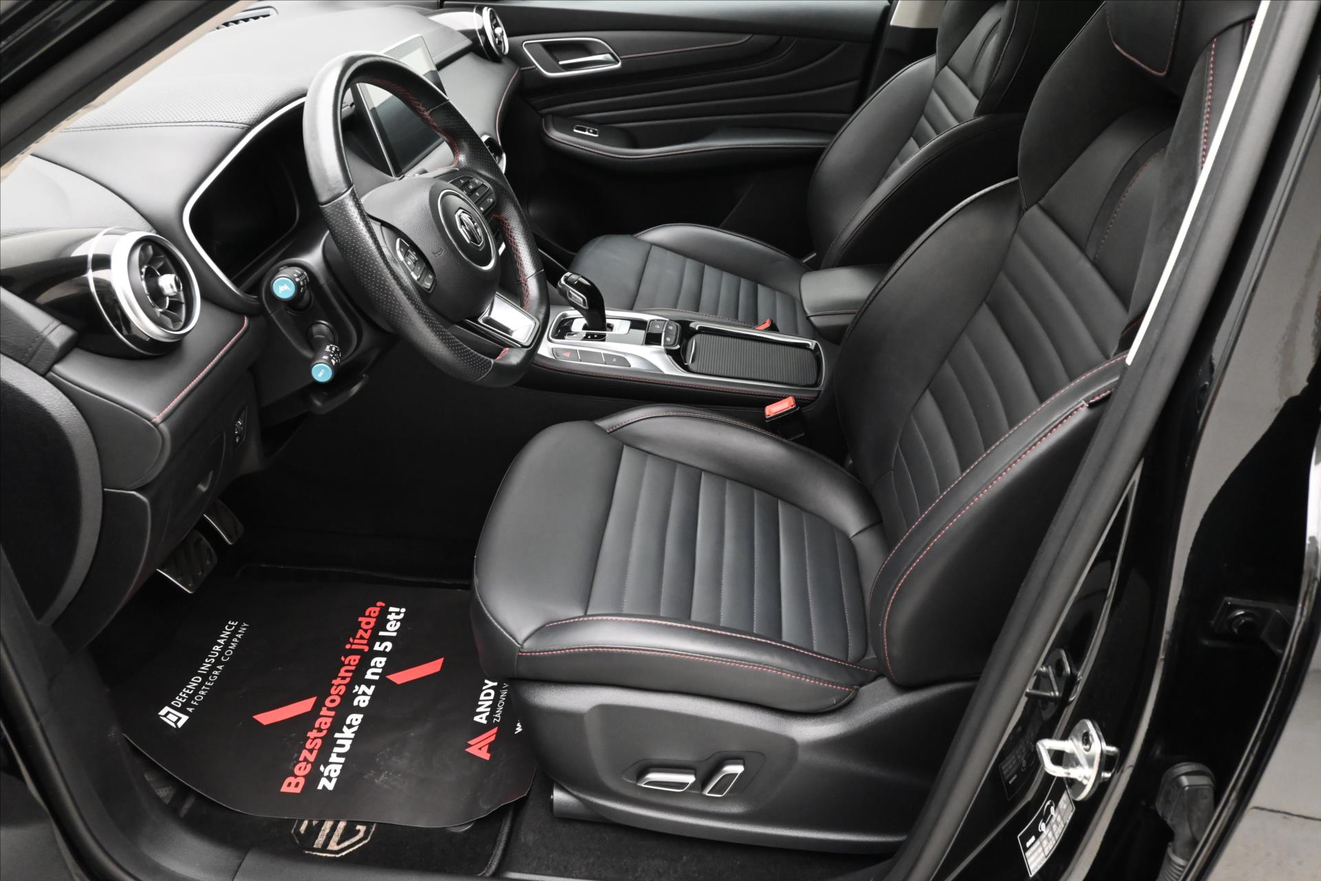 Hlavní fotografie vozu MG eHS 1,5 TGI PHEV 119kW AT Záruka až 5 let (14)