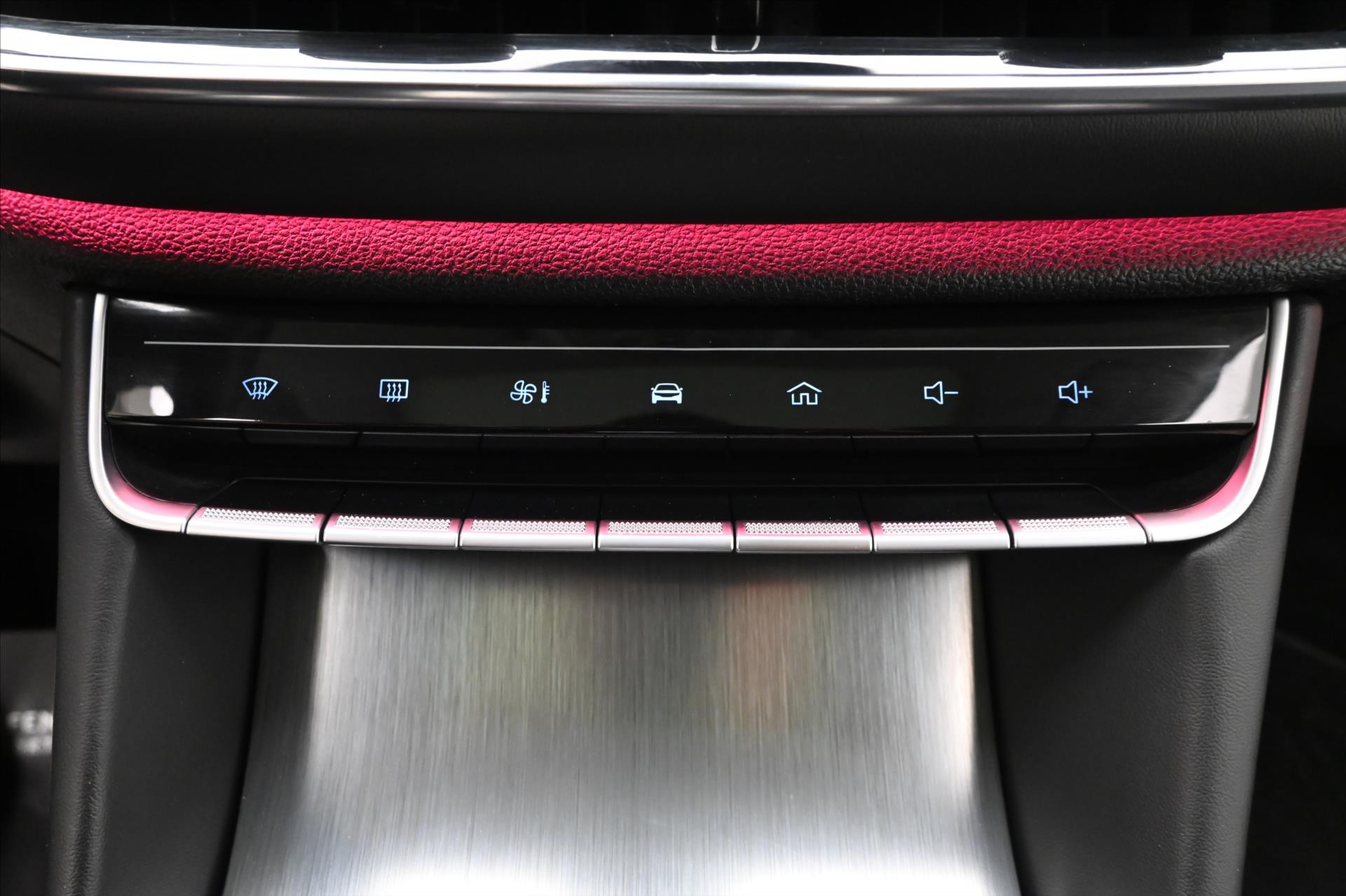 Hlavní fotografie vozu MG eHS 1,5 TGI PHEV 119kW AT Záruka až 5 let (22)