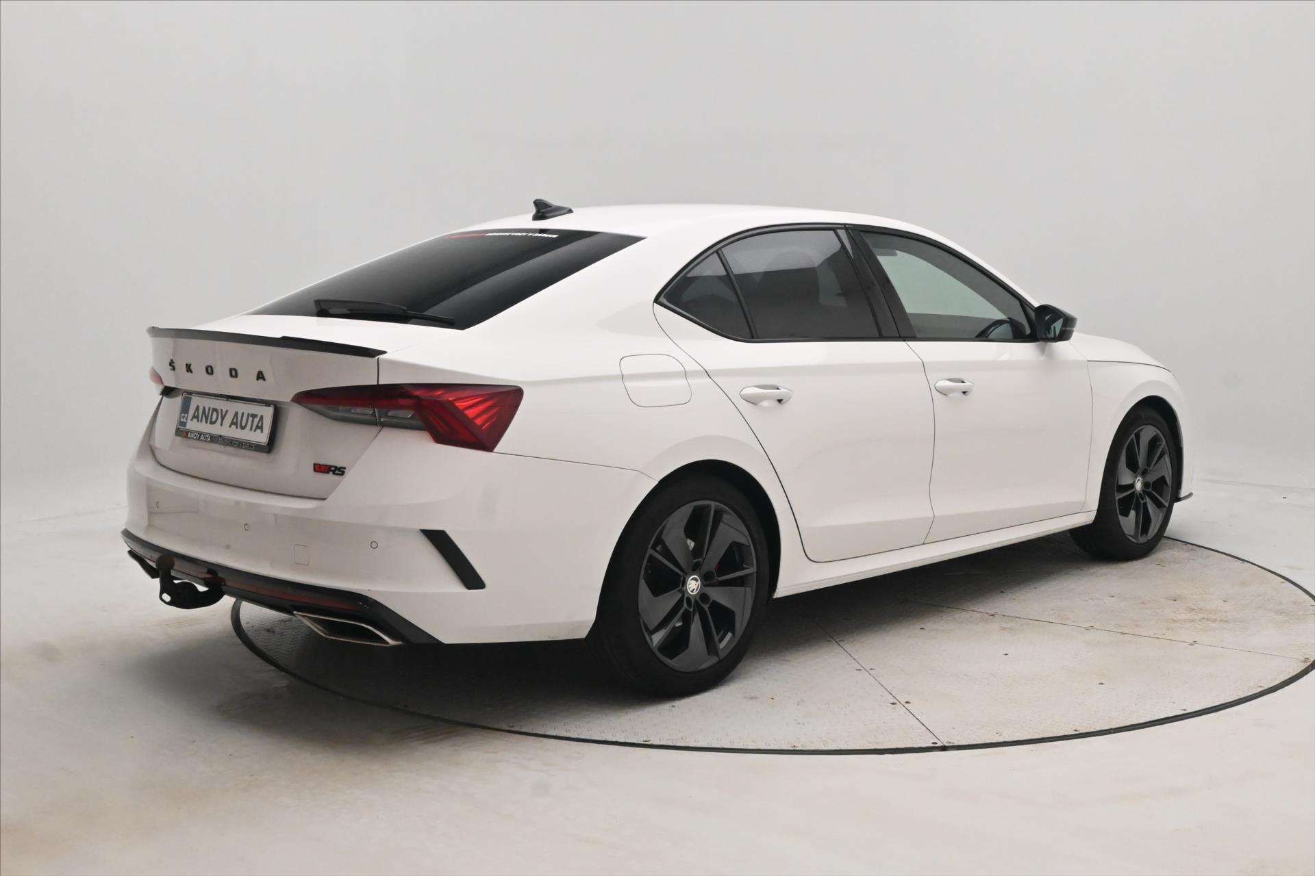 Main photo of the car Skoda Octavia 2,0 TDI RS 147kW DSG Záruka až 5 let (5)