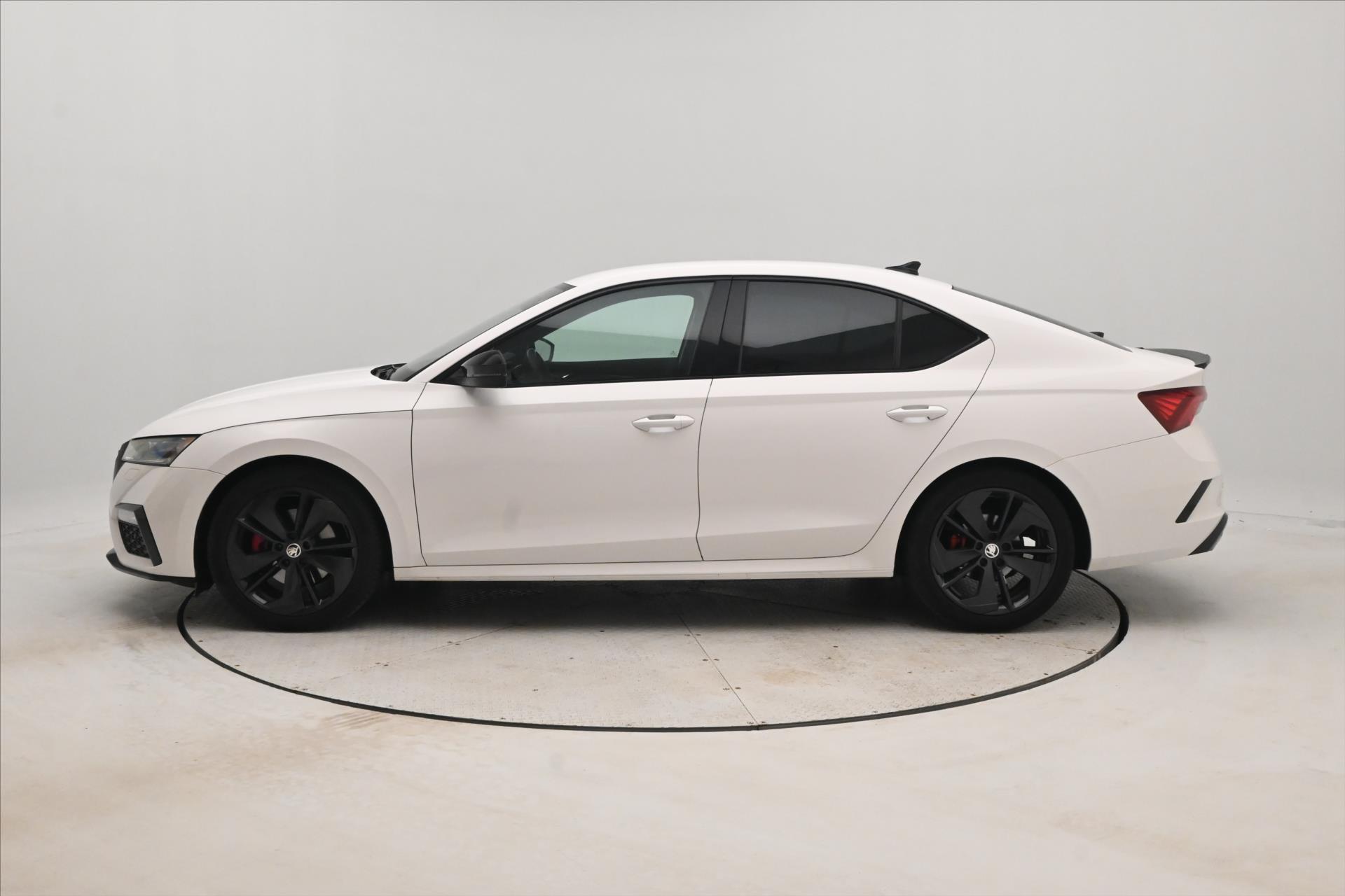 Main photo of the car Skoda Octavia 2,0 TDI RS 147kW DSG Záruka až 5 let (8)