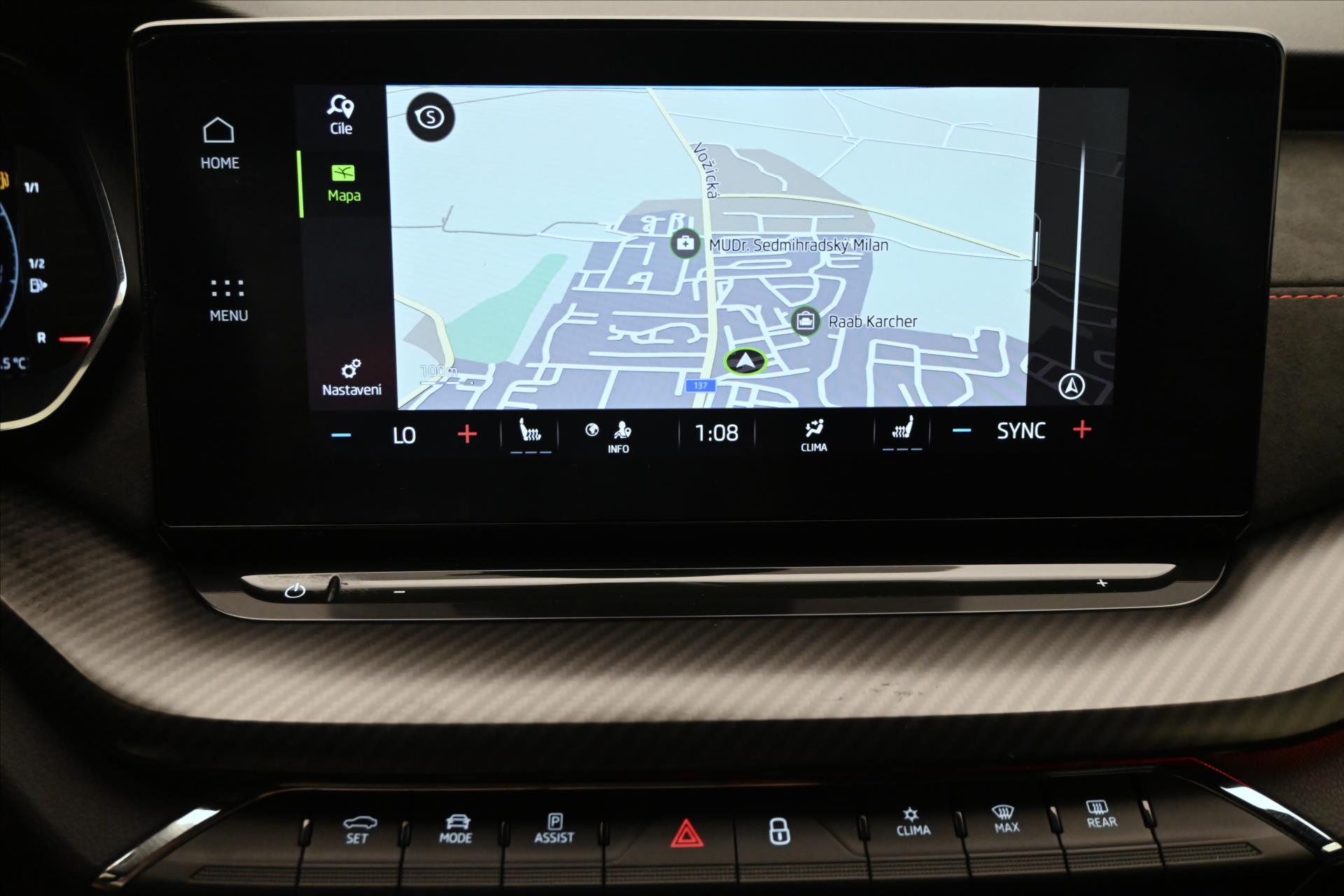 Main photo of the car Skoda Octavia 2,0 TDI RS 147kW DSG Záruka až 5 let (20)