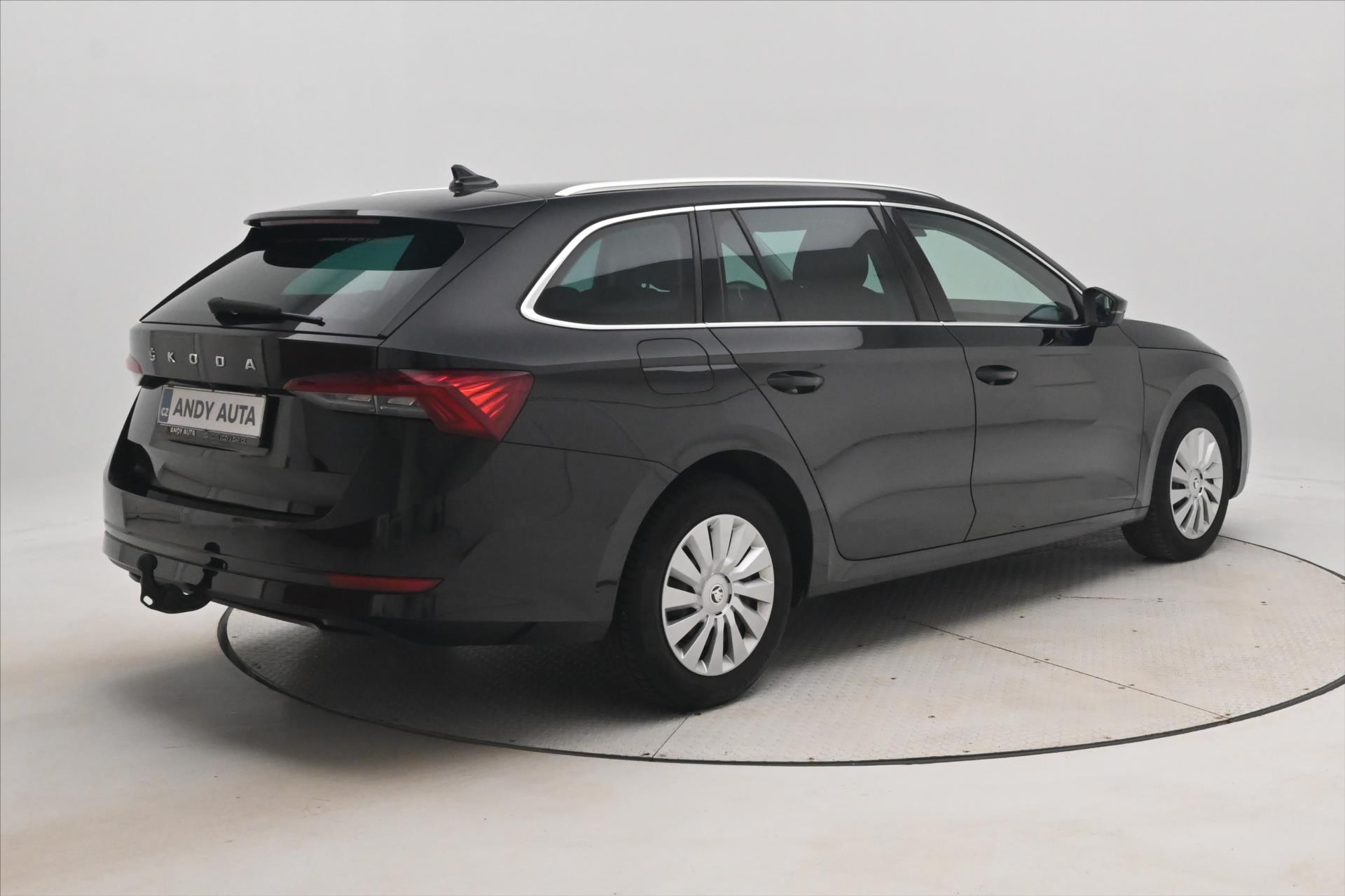 Hlavní fotografie vozu Škoda Octavia 2,0 TDI 110 kW DSG Style Záruka až 5 let (5)