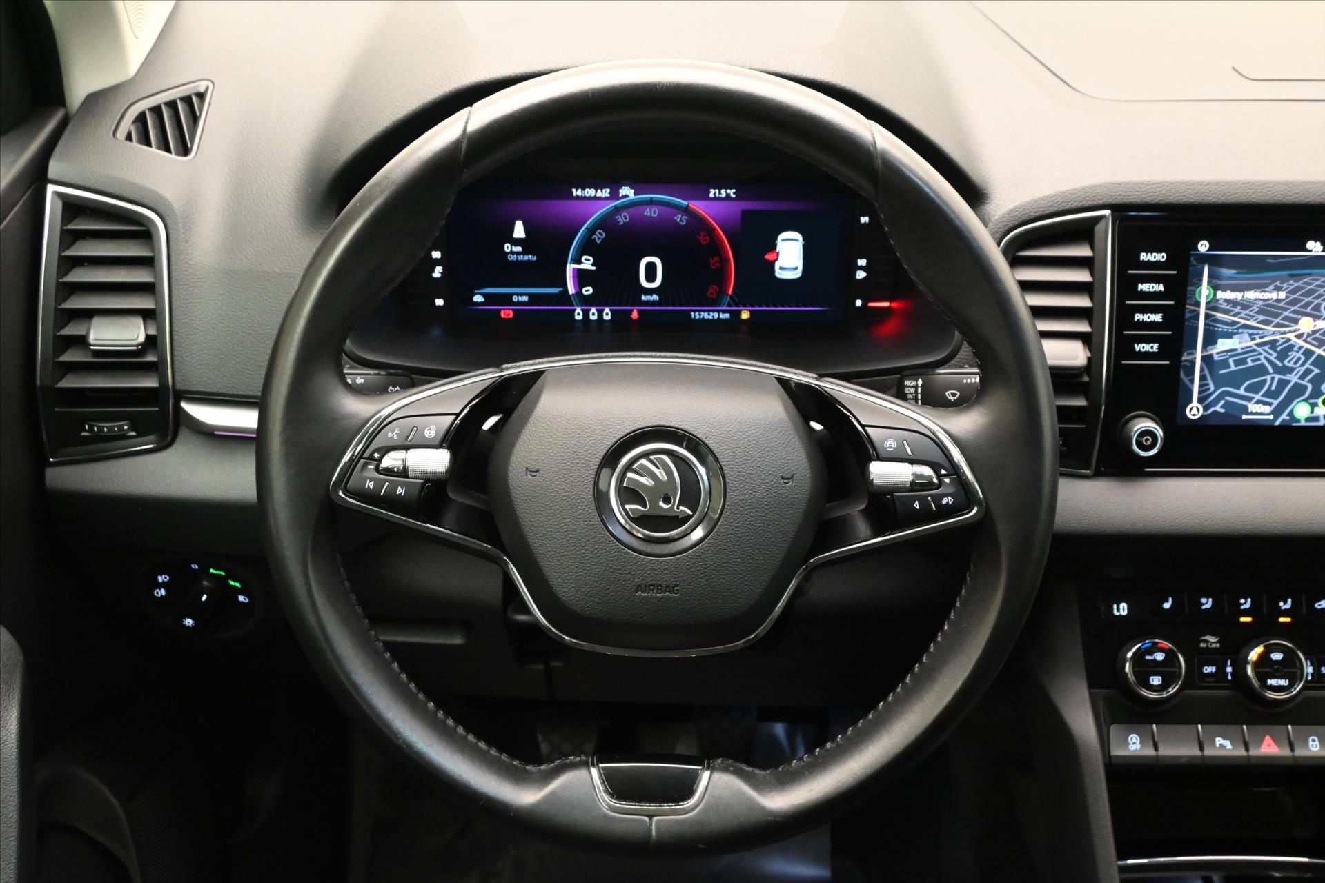 Hlavní fotografie vozu Škoda Karoq 2,0 TDI 85 kW Clever NAVI Záruka až 5 let (19)