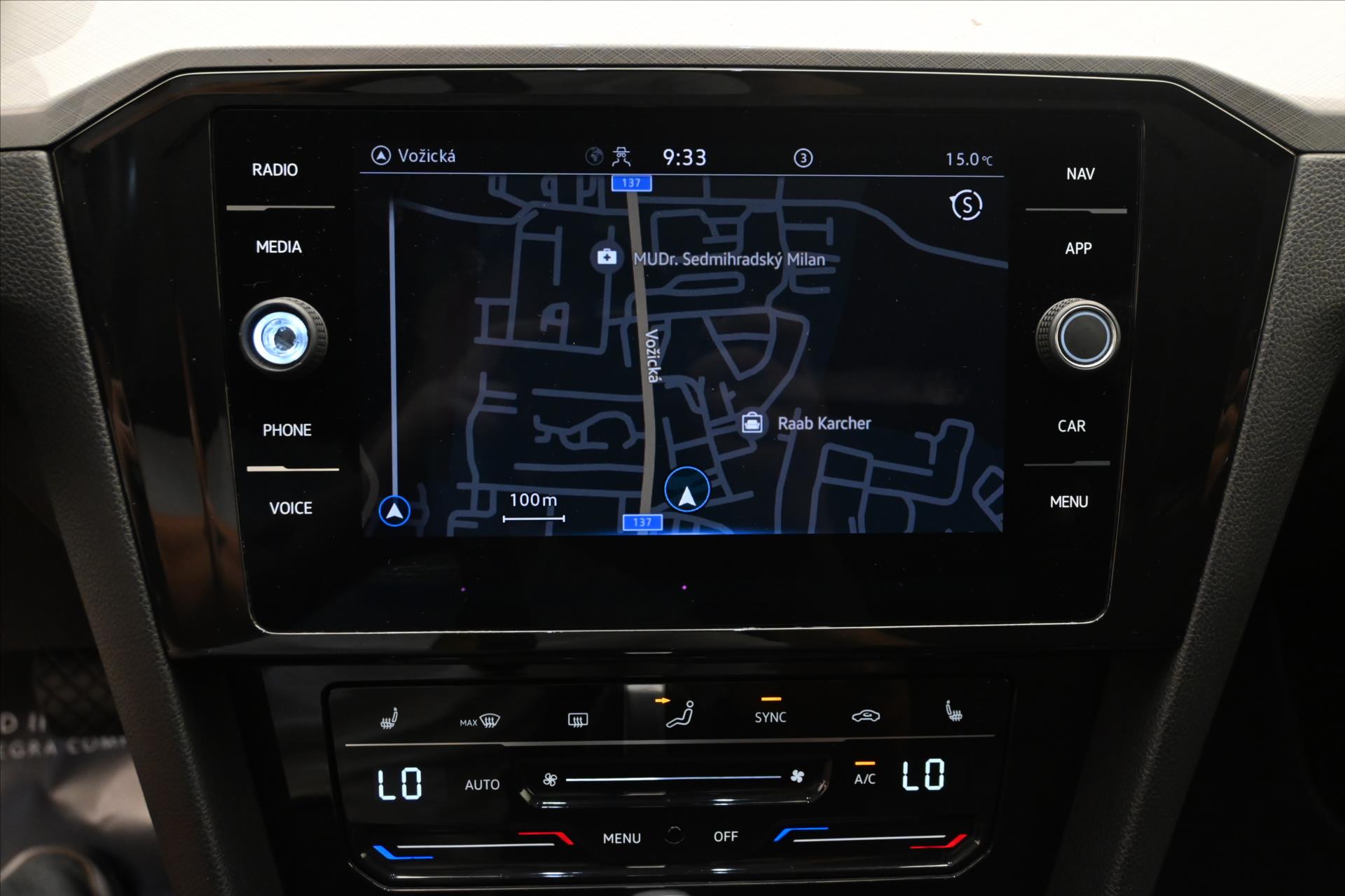 Hlavní fotografie vozu Volkswagen Passat 1,5 TSI 110 kW DSG Business Záruka až 5 let (19)