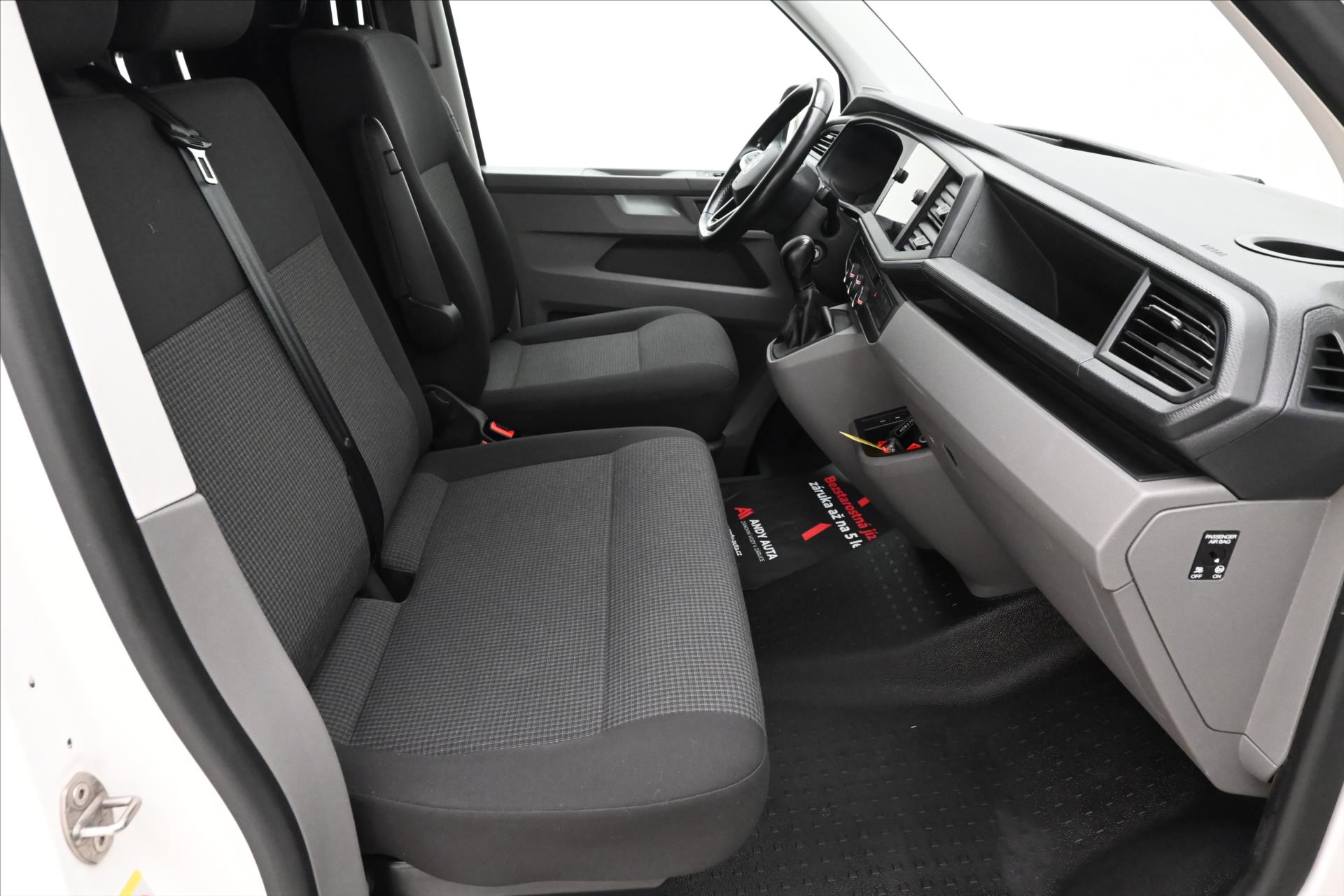 Hlavní fotografie vozu Volkswagen Transporter 2,0 110kW AC DSG Navi Záruka až 5 let (15)