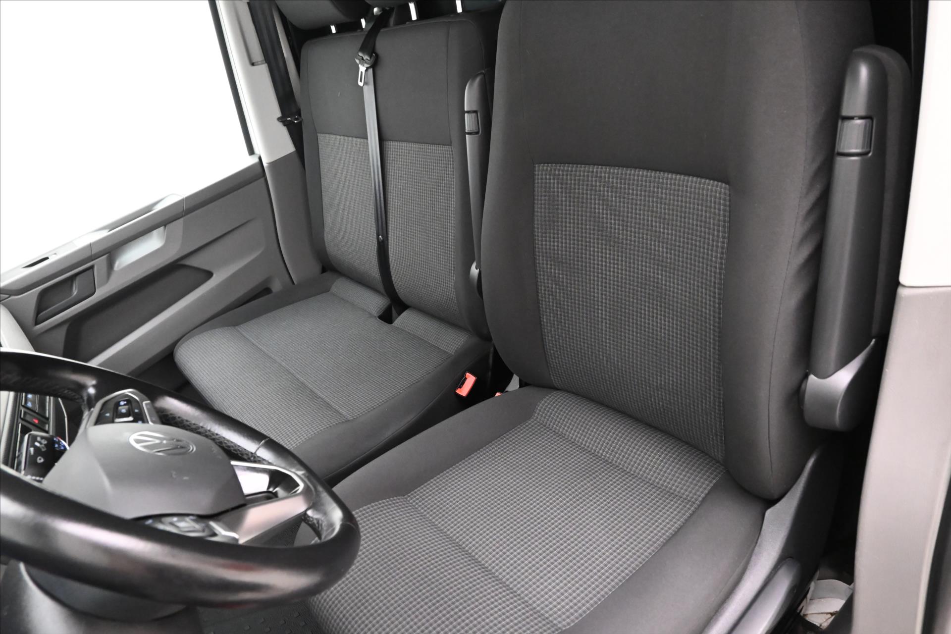 Hlavní fotografie vozu Volkswagen Transporter 2,0 110kW AC DSG Navi Záruka až 5 let (28)