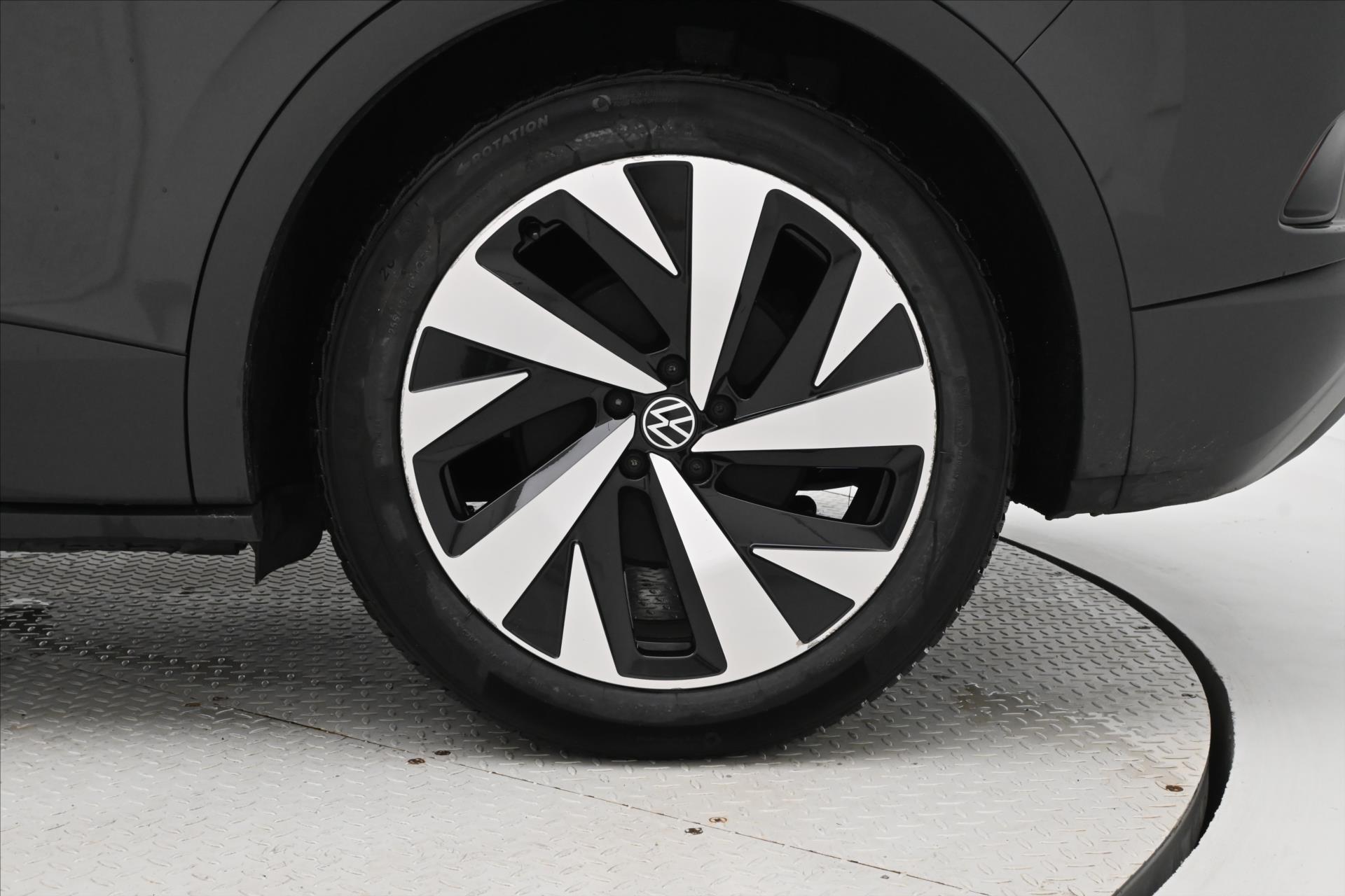 Hlavní fotografie vozu Volkswagen ID.4 150kW 77kWh Pro Performance Záruka až 3 roky (29)