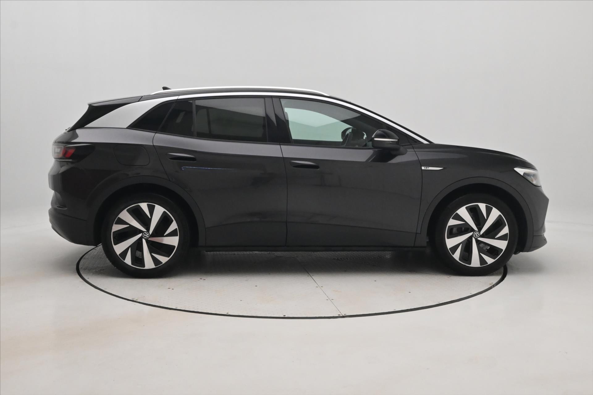 Hlavní fotografie vozu Volkswagen ID.4 150kW 77kWh Pro Performance Záruka až 3 roky (4)
