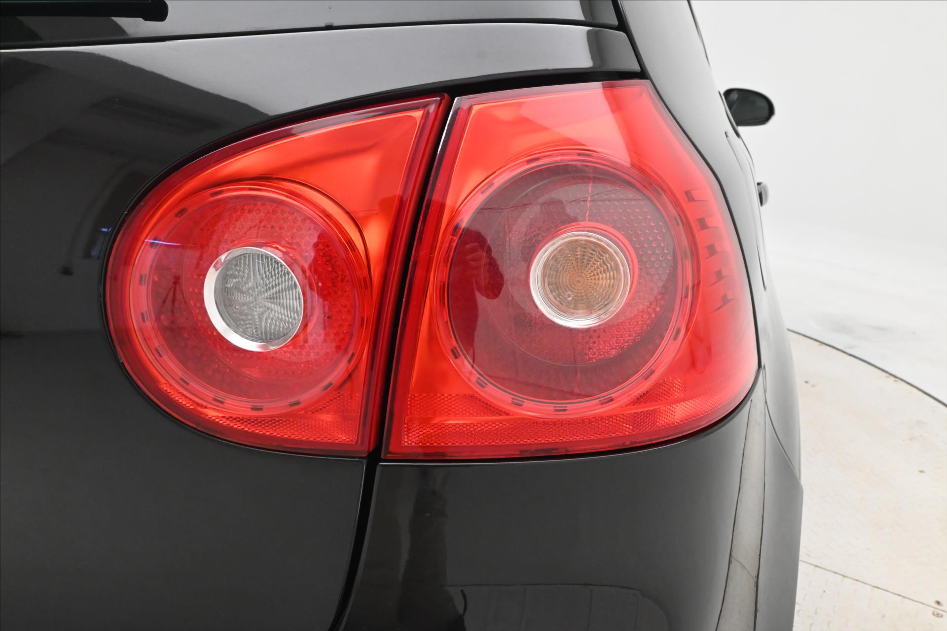 Hlavní fotografie vozu Volkswagen Golf 2,0 TDI 103 kW DSG Trend (28)