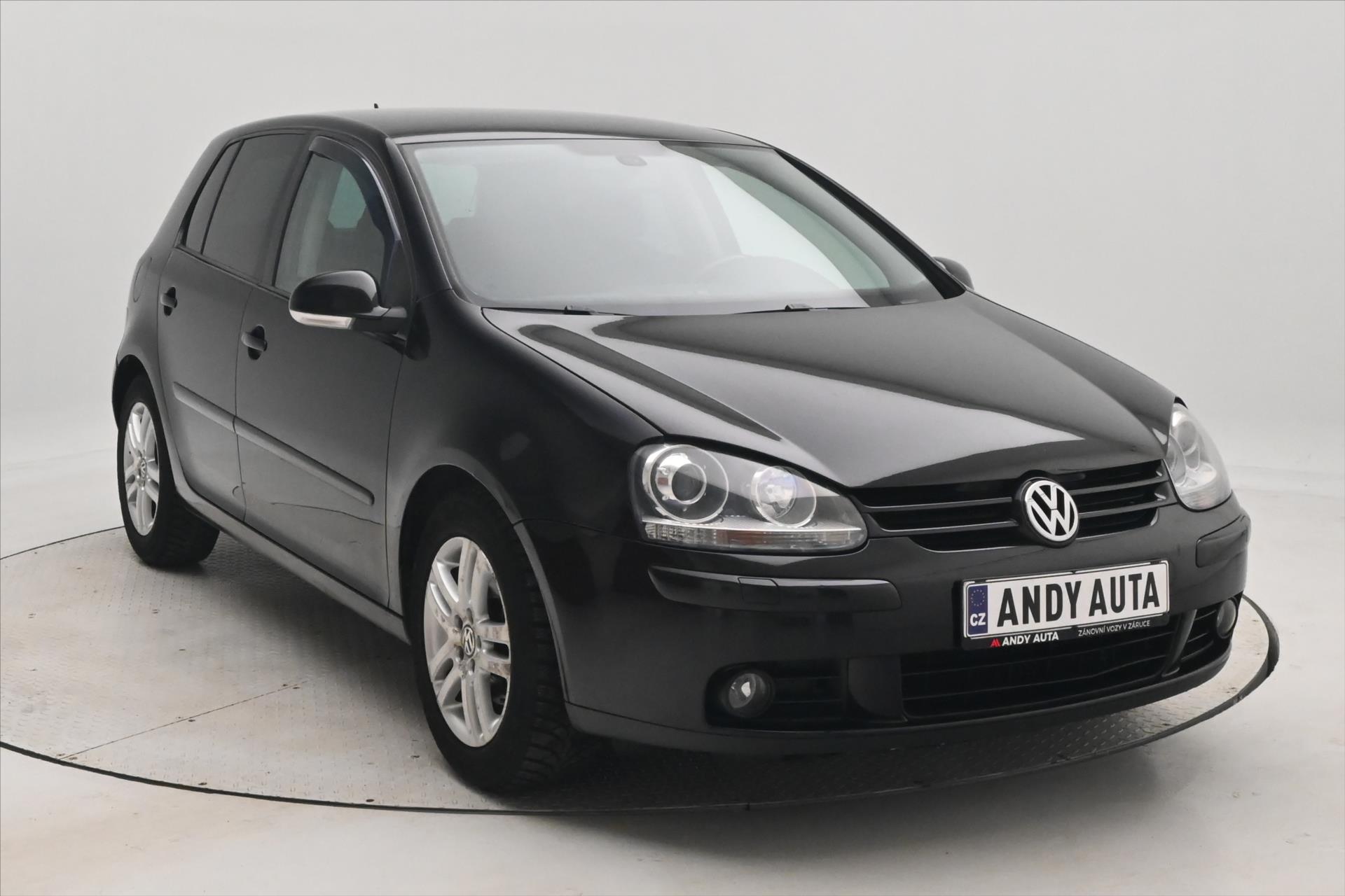 Hlavní fotografie vozu Volkswagen Golf 2,0 TDI 103 kW DSG Trend (3)