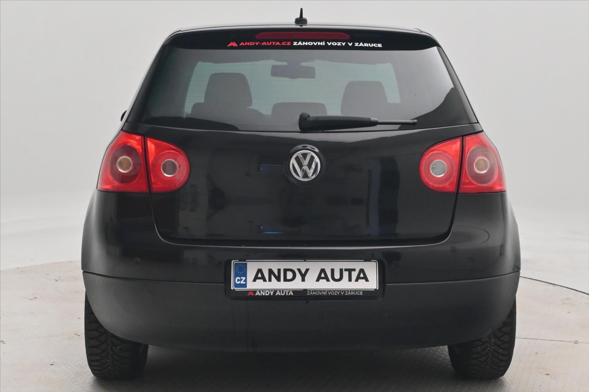 Hlavní fotografie vozu Volkswagen Golf 2,0 TDI 103 kW DSG Trend (6)