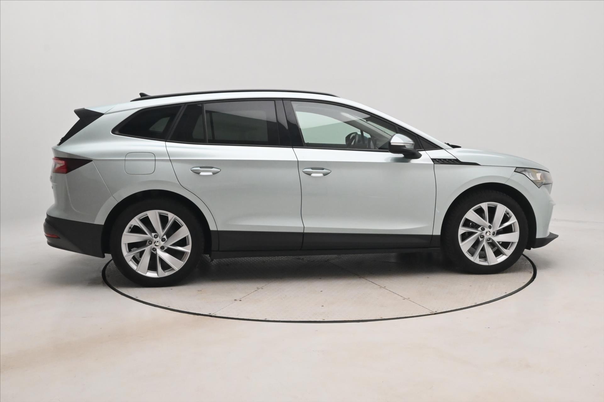 Main photo of the car Skoda Enyaq iV 60 132 kW 58kWh SoH 87% Warranty up to 3 years (4)