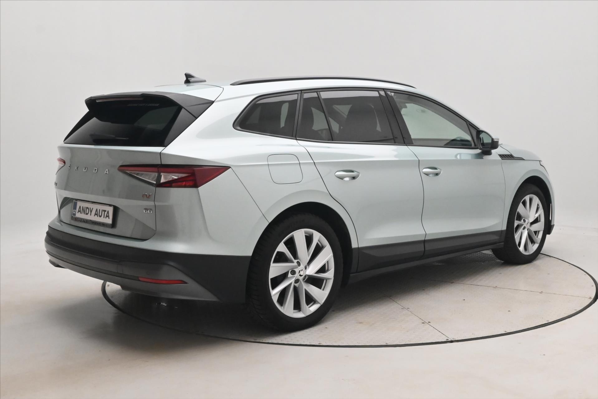 Main photo of the car Skoda Enyaq iV 60 132 kW 58kWh SoH 87% Warranty up to 3 years (5)