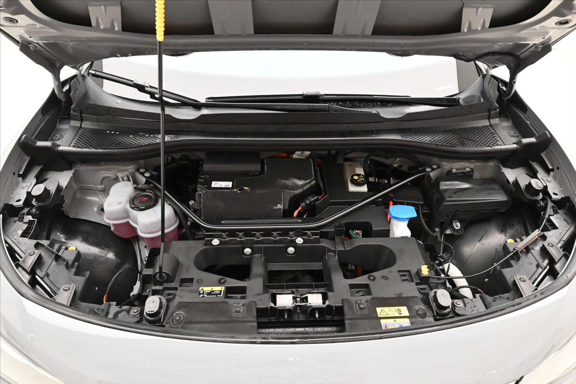 Main photo of the car Volkswagen Id.4 Pro Performance 150kW 77kWh SoH 91% Warranty up to 5 years (9)
