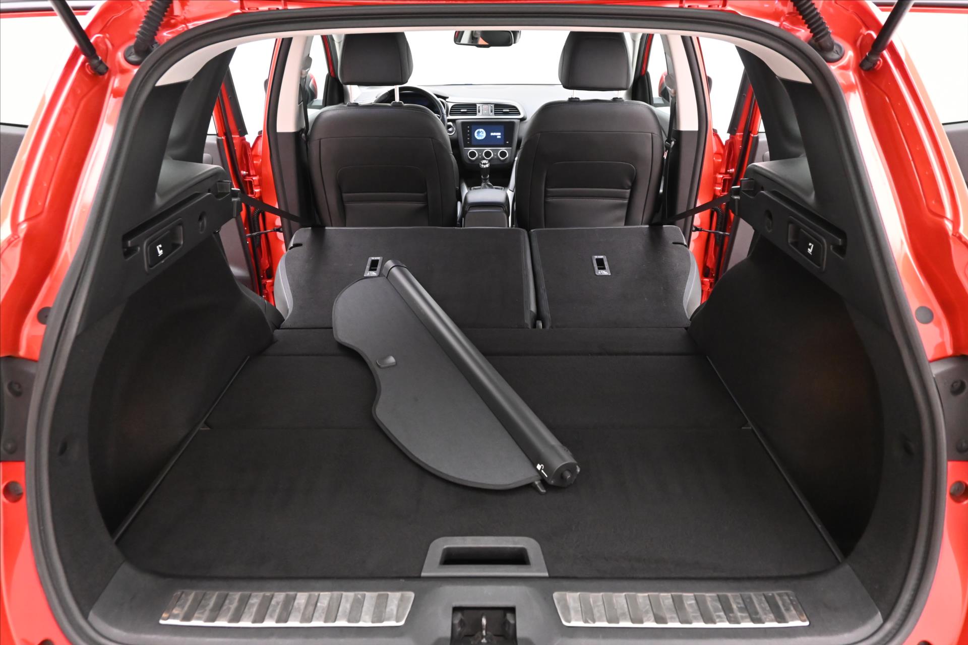 Main photo of the car Renault Kadjar 1.3 TCe 103 kW INTENS Warranty up to 5 years (11)