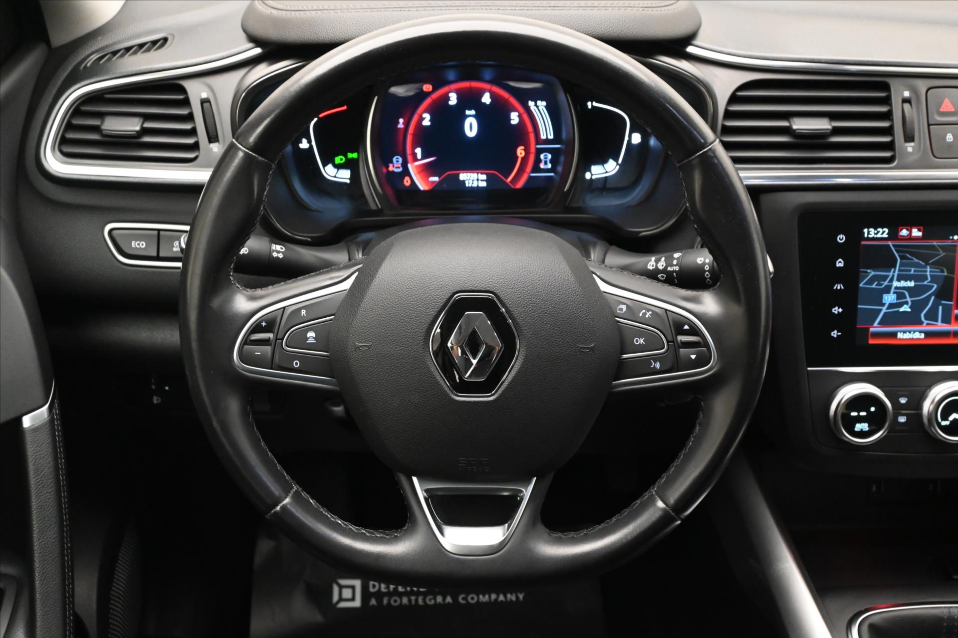 Main photo of the car Renault Kadjar 1.3 TCe 103 kW INTENS Warranty up to 5 years (18)