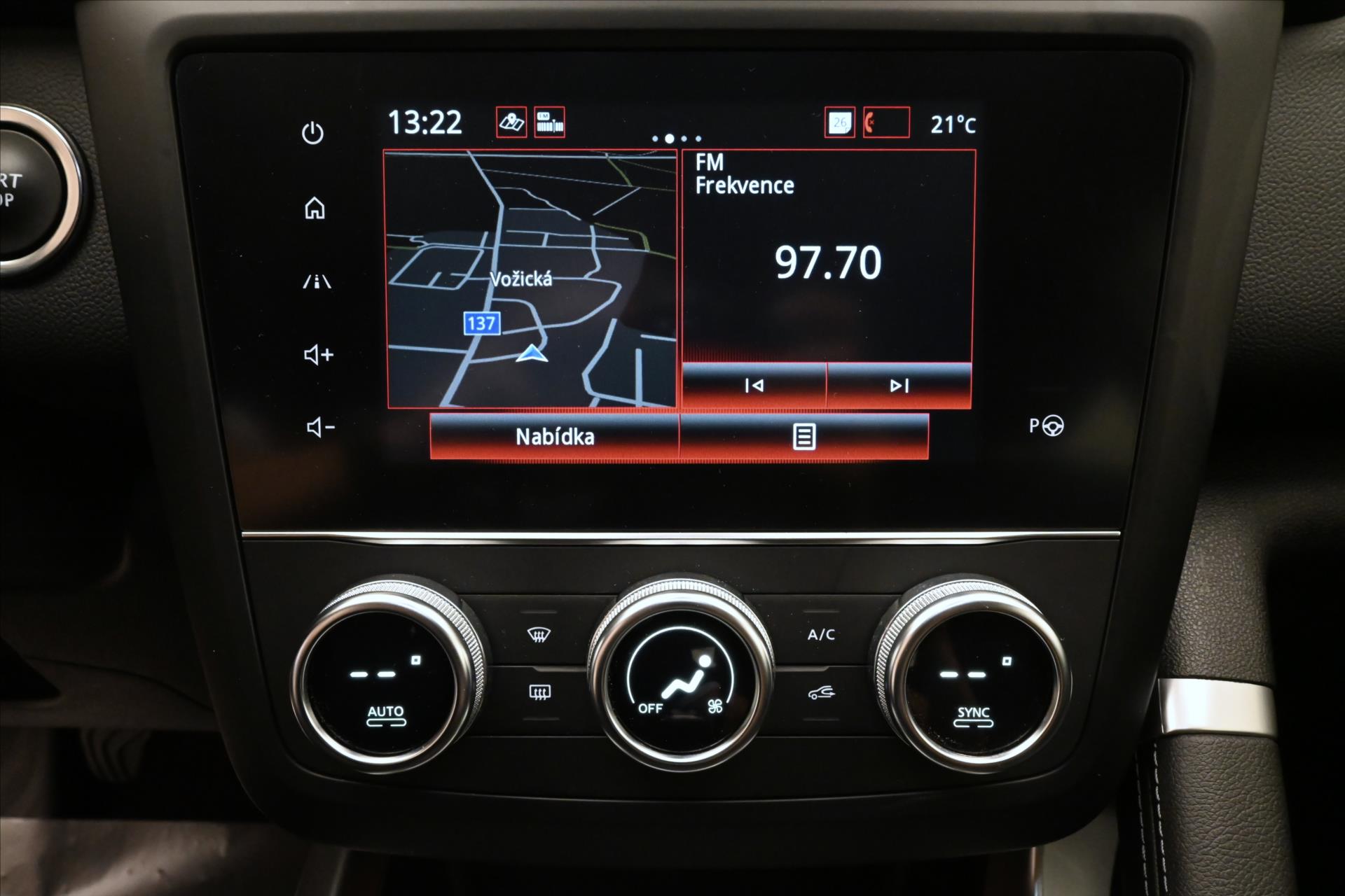 Main photo of the car Renault Kadjar 1.3 TCe 103 kW INTENS Warranty up to 5 years (19)