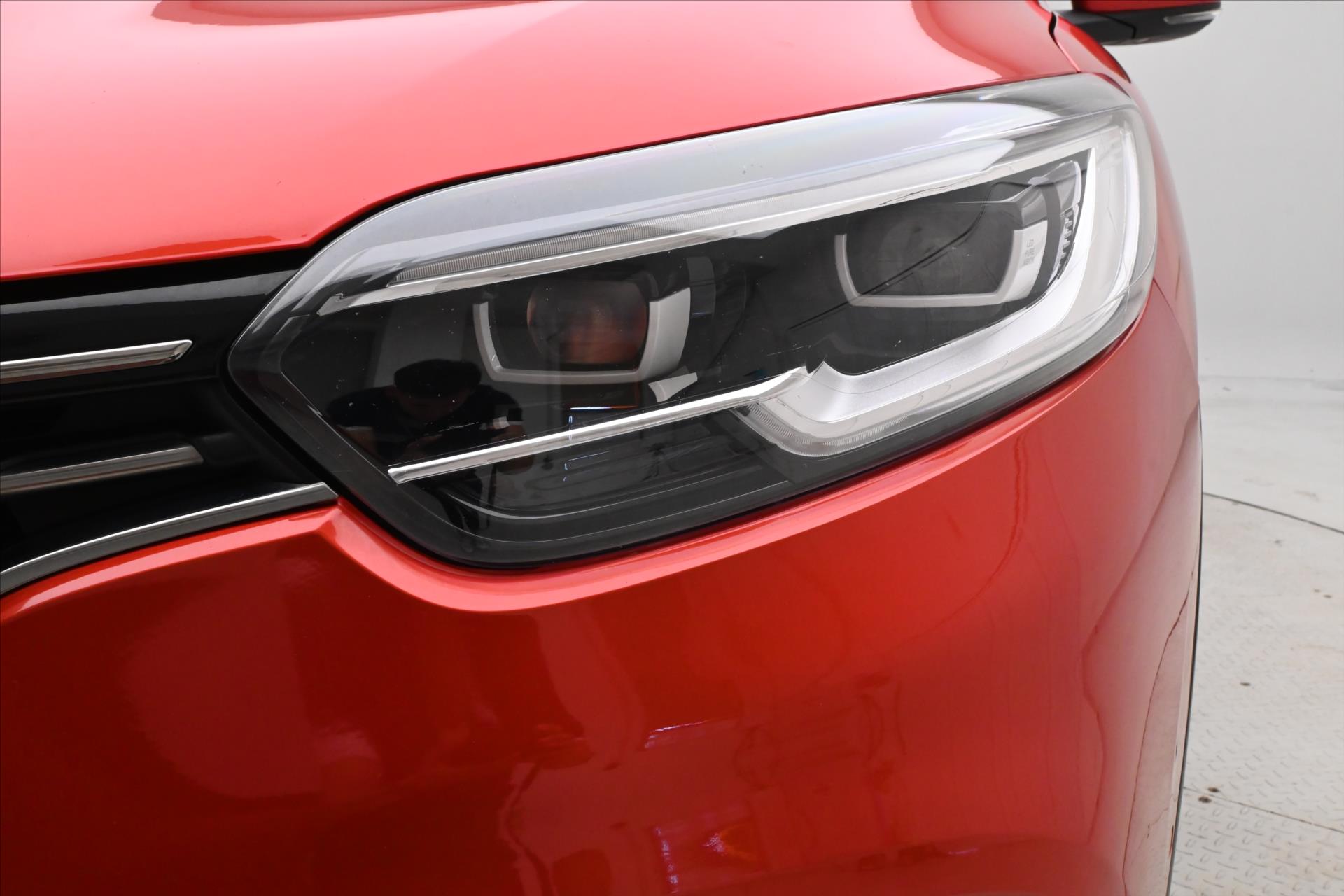 Main photo of the car Renault Kadjar 1.3 TCe 103 kW INTENS Warranty up to 5 years (27)