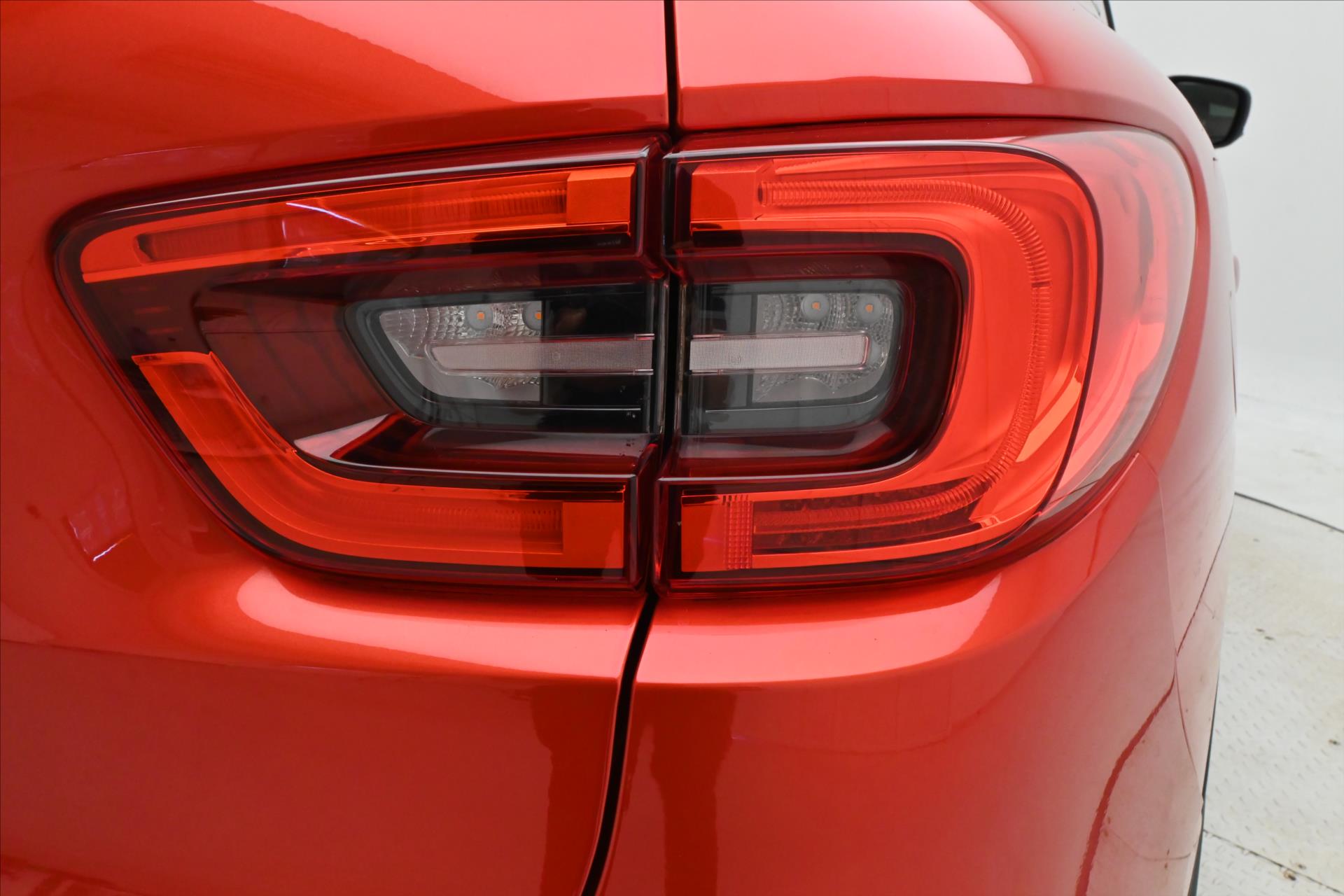 Main photo of the car Renault Kadjar 1.3 TCe 103 kW INTENS Warranty up to 5 years (28)