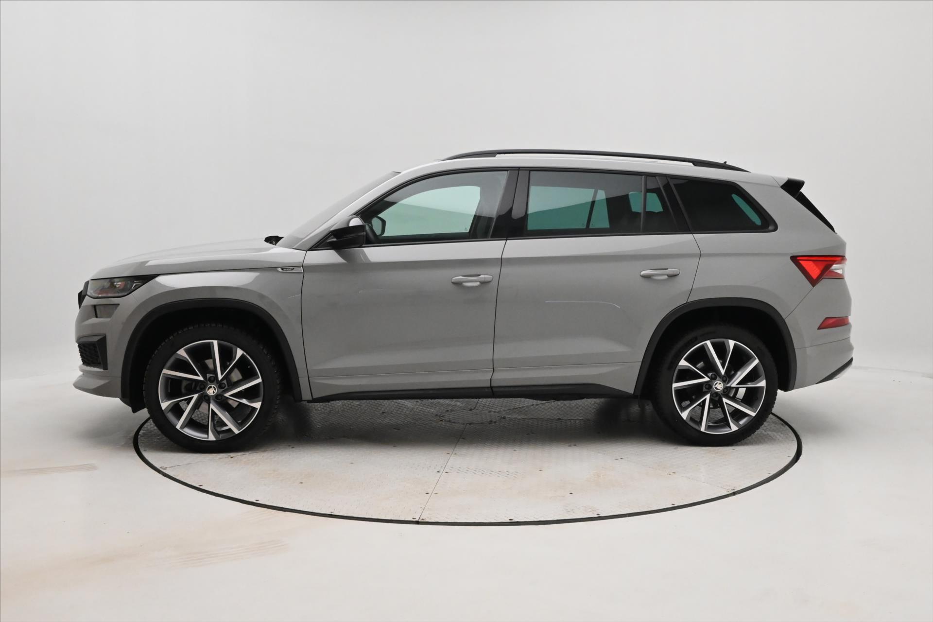 Main photo of the car Skoda Kodiaq 1,5 TSI 110kW SportLine DSG Záruka až 5 let (8)