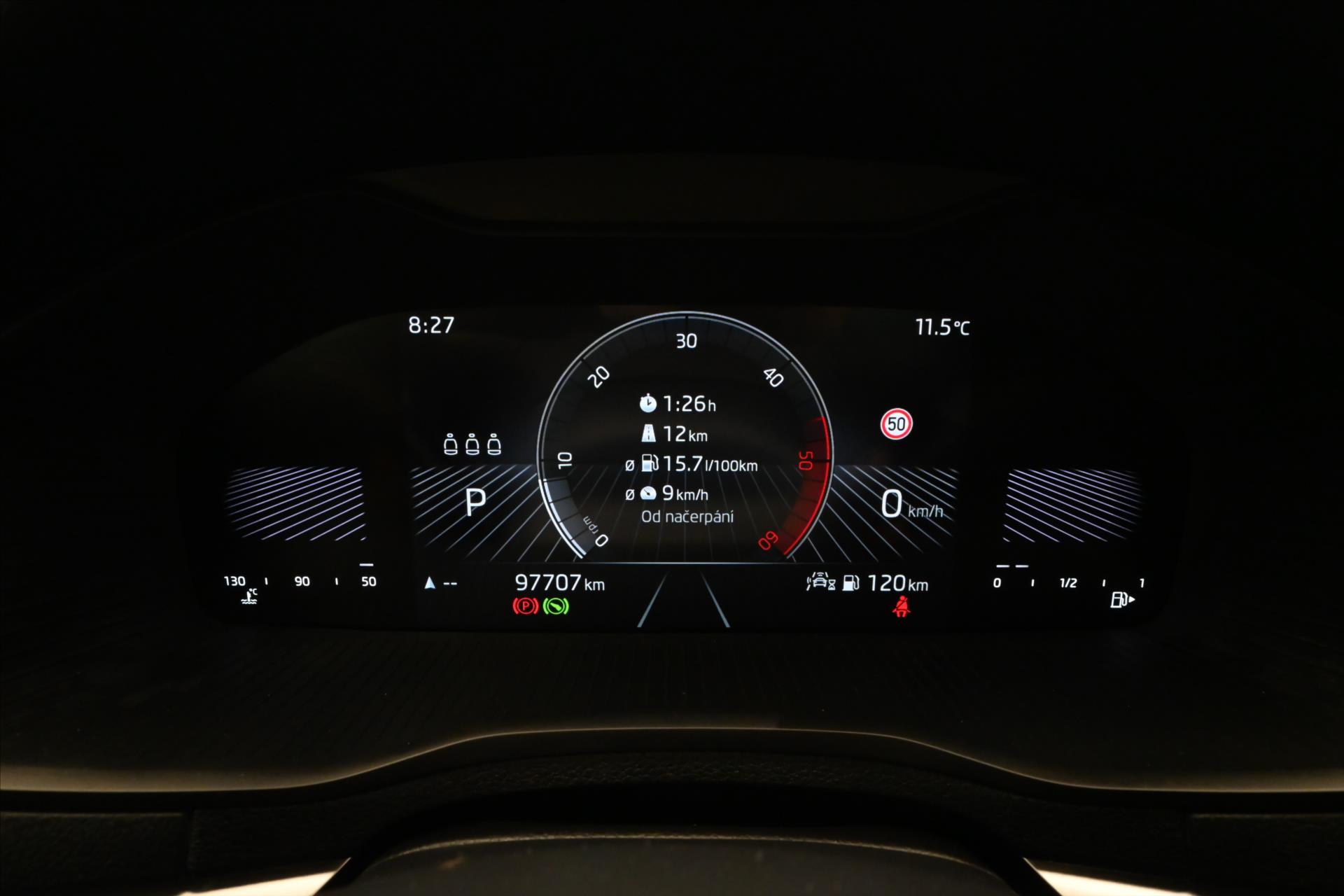 Hlavní fotografie vozu Škoda Karoq 2,0 TDI 85 kW DSG TAŽNÉ Záruka až 5 let (17)