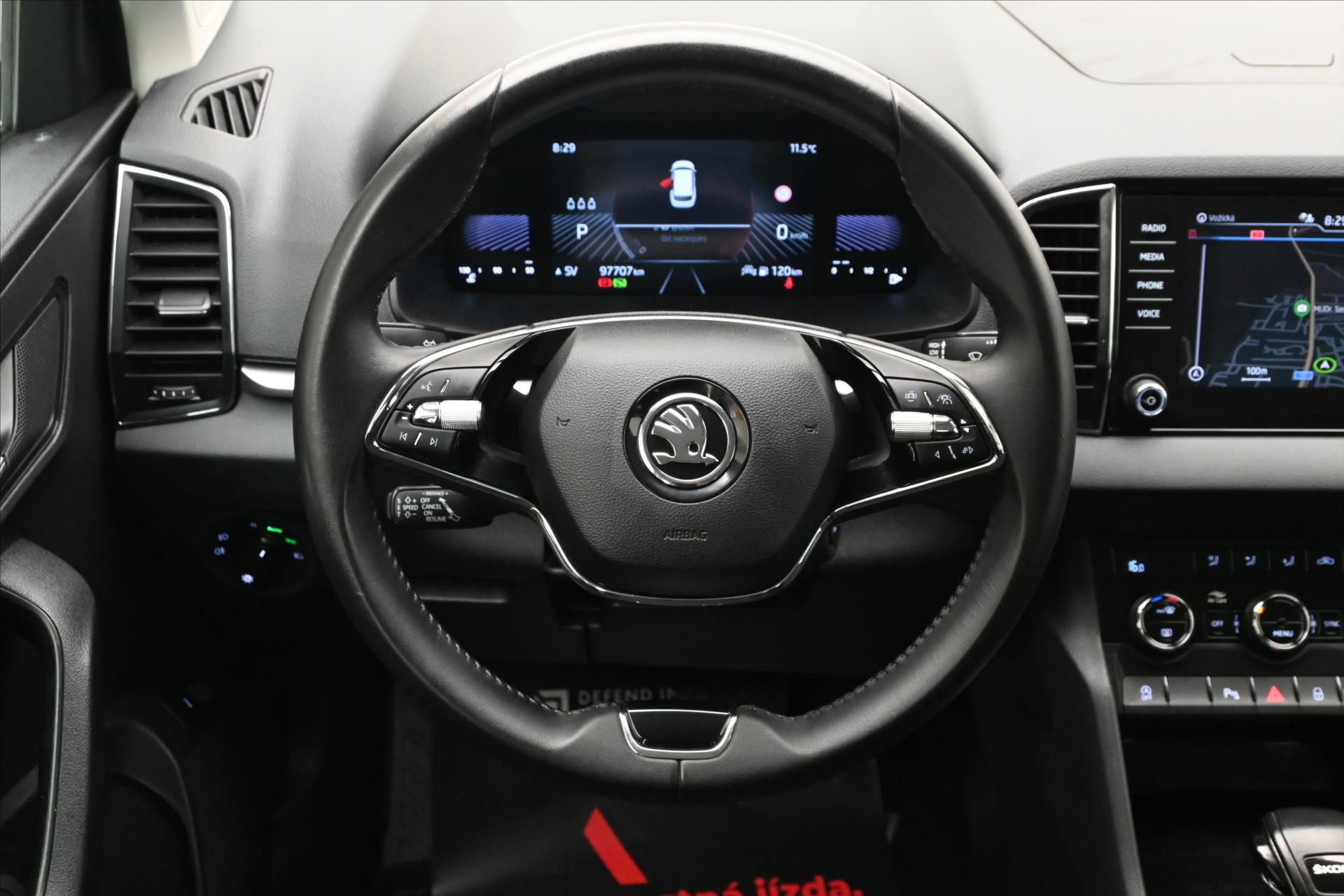 Hlavní fotografie vozu Škoda Karoq 2,0 TDI 85 kW DSG TAŽNÉ Záruka až 5 let (19)