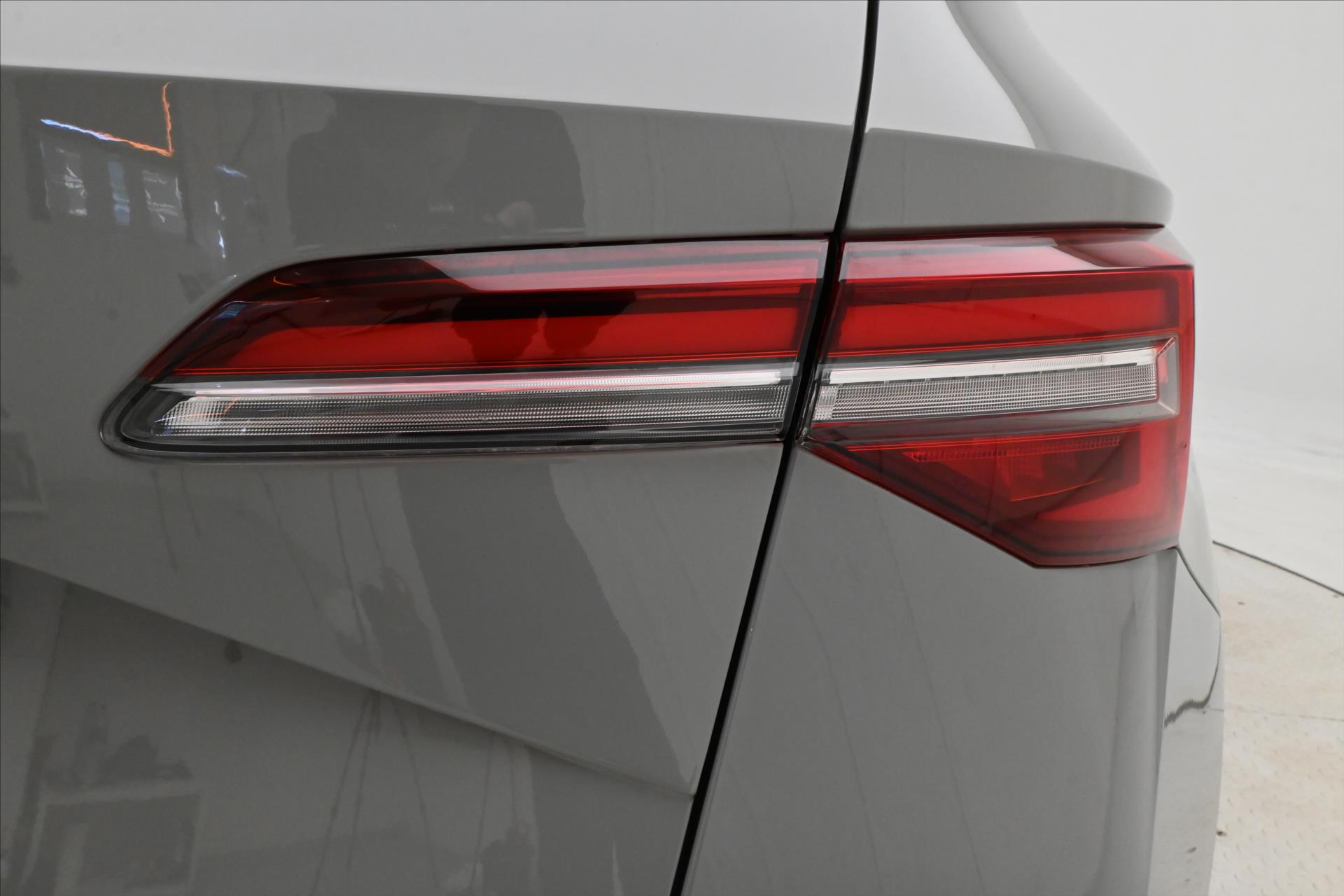 Hlavní fotografie vozu Škoda Karoq 2,0 TDI 85 kW DSG TAŽNÉ Záruka až 5 let (32)