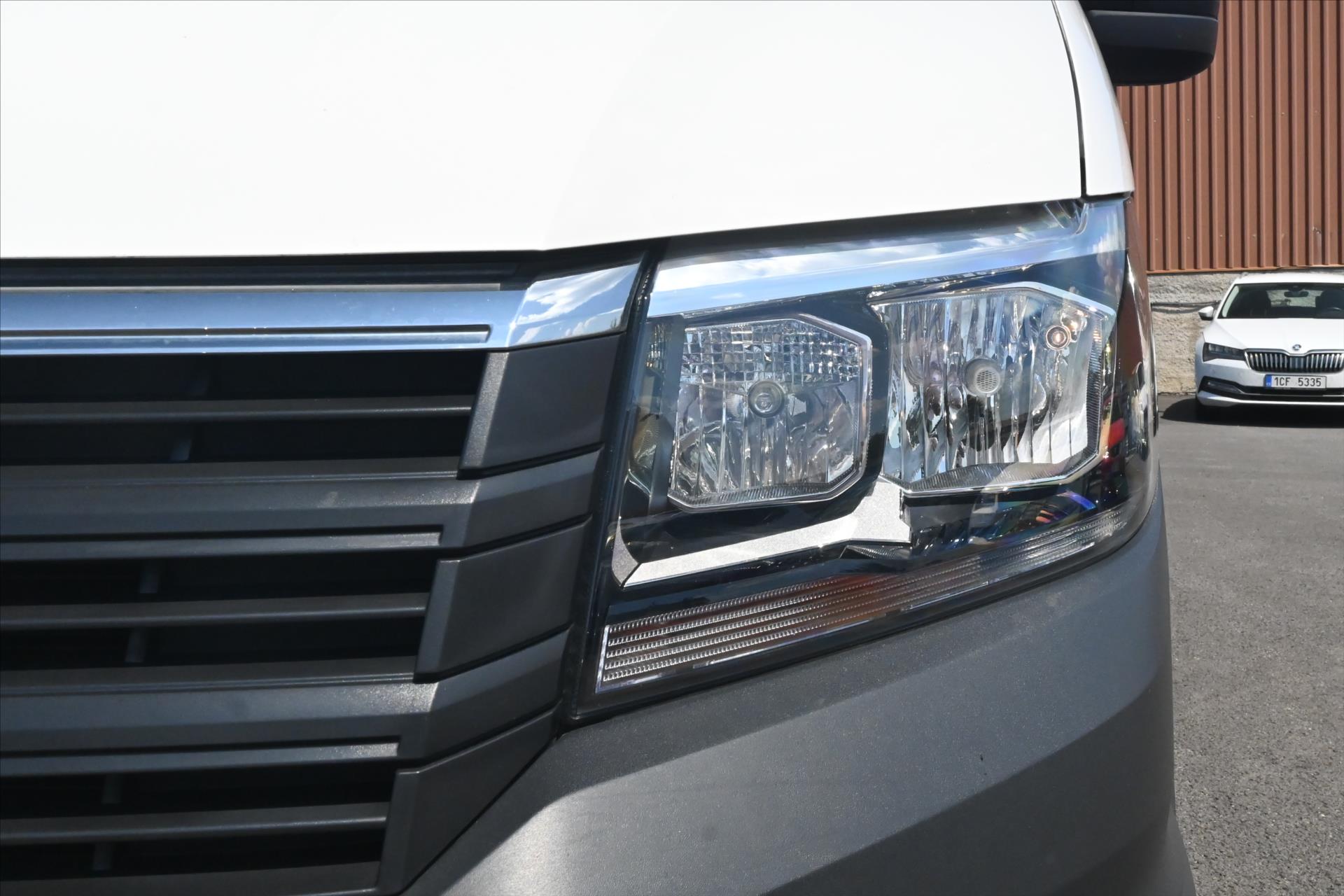 Main photo of the car Volkswagen Crafter 2.0 TDI 103 kW L2H2 Cruise control Towing Warranty up to 5 years (27)