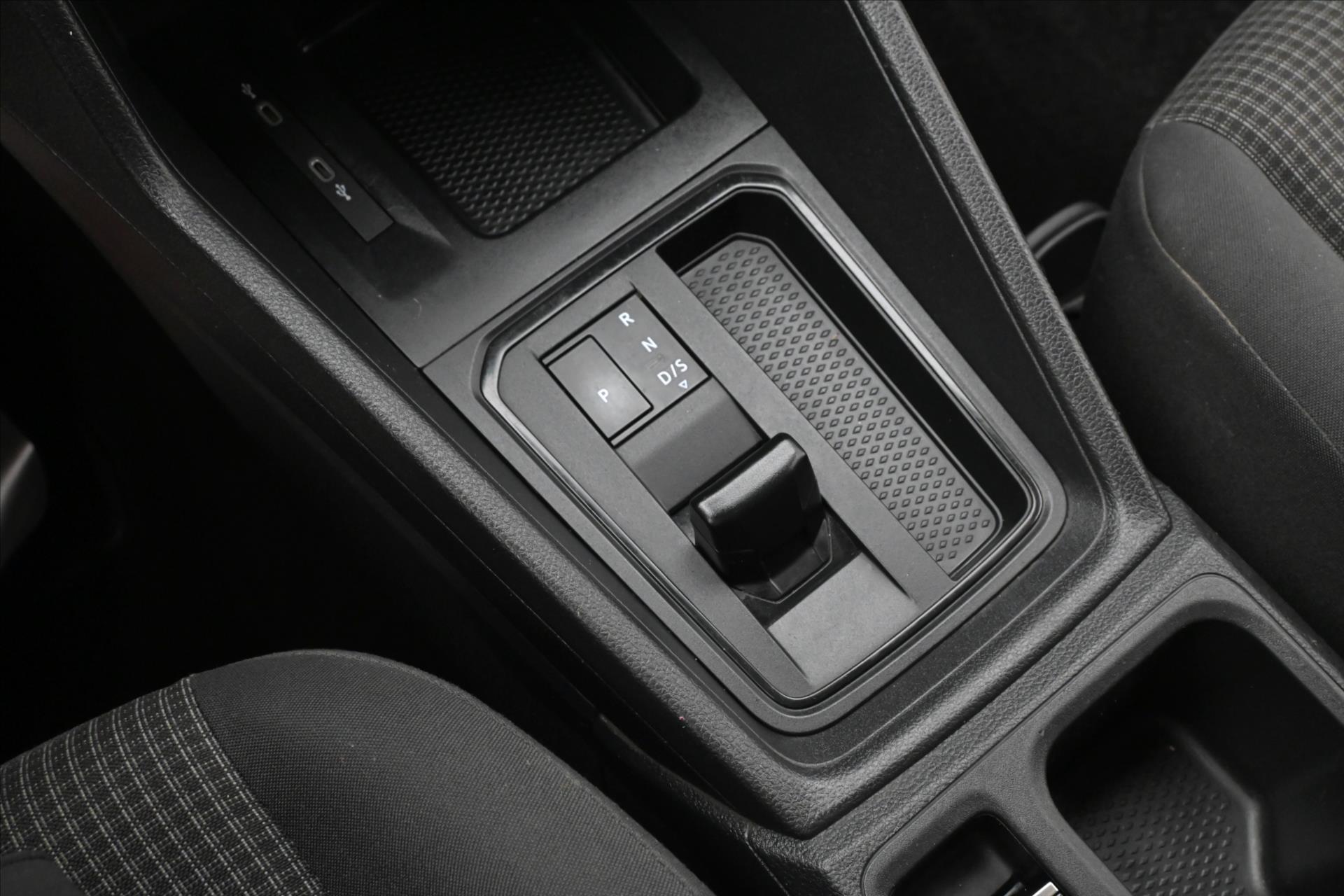 Hlavní fotografie vozu Volkswagen Caddy 2,0 TDI 90kW DSG Záruka až 5 let (21)