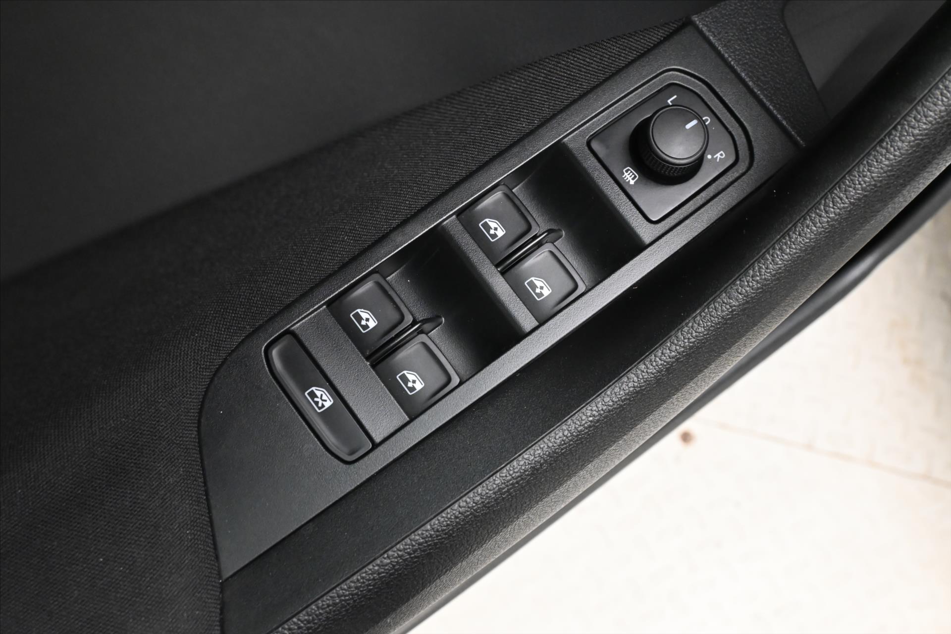 Main photo of the car Skoda Scala 1.0 TSI 81 kW DSG Ambition Warranty up to 5 years (25)