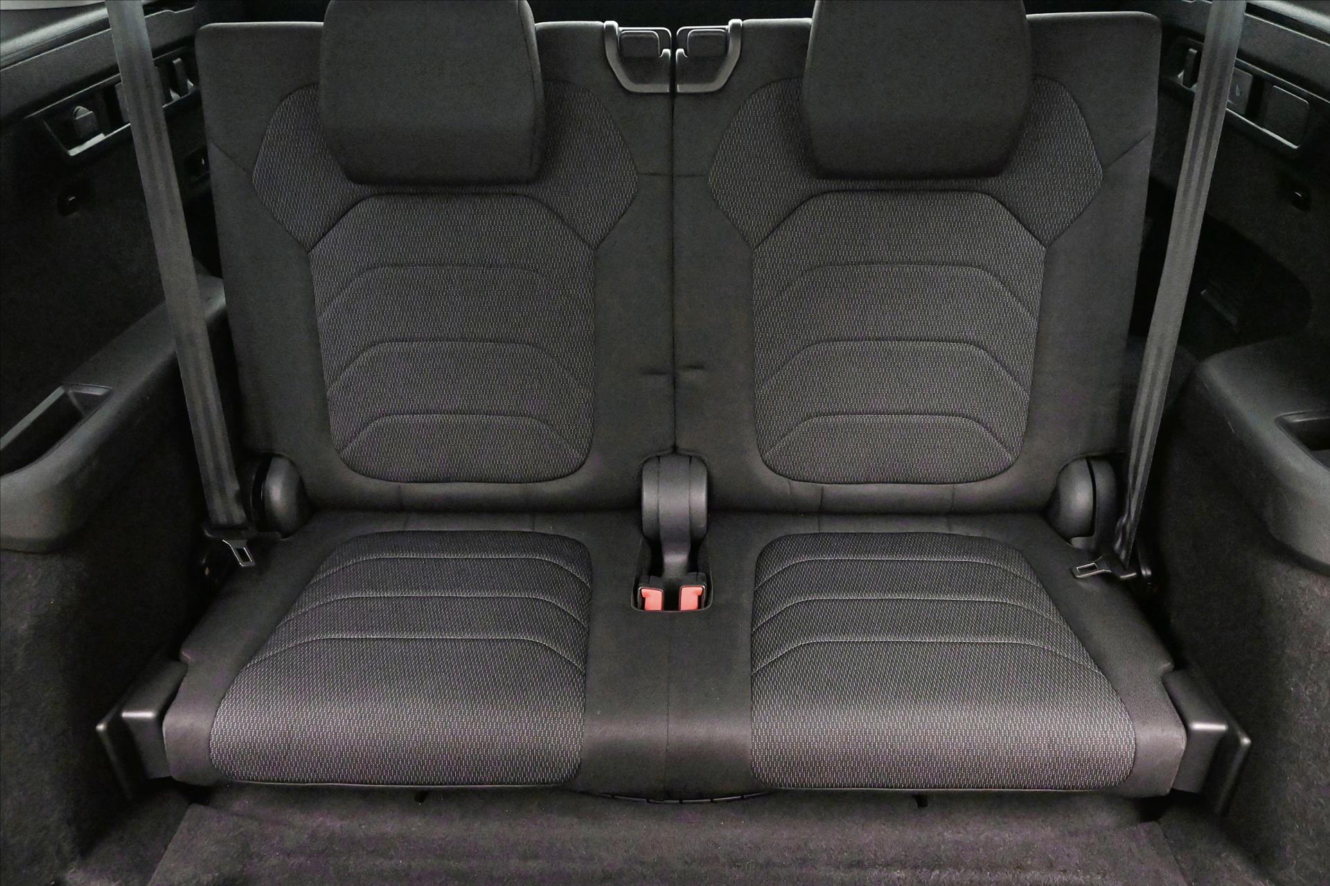 Hlavní fotografie vozu Škoda Kodiaq 2,0 TDI 110 kW DSG Ambition 7míst Záruka až 5 let (30)