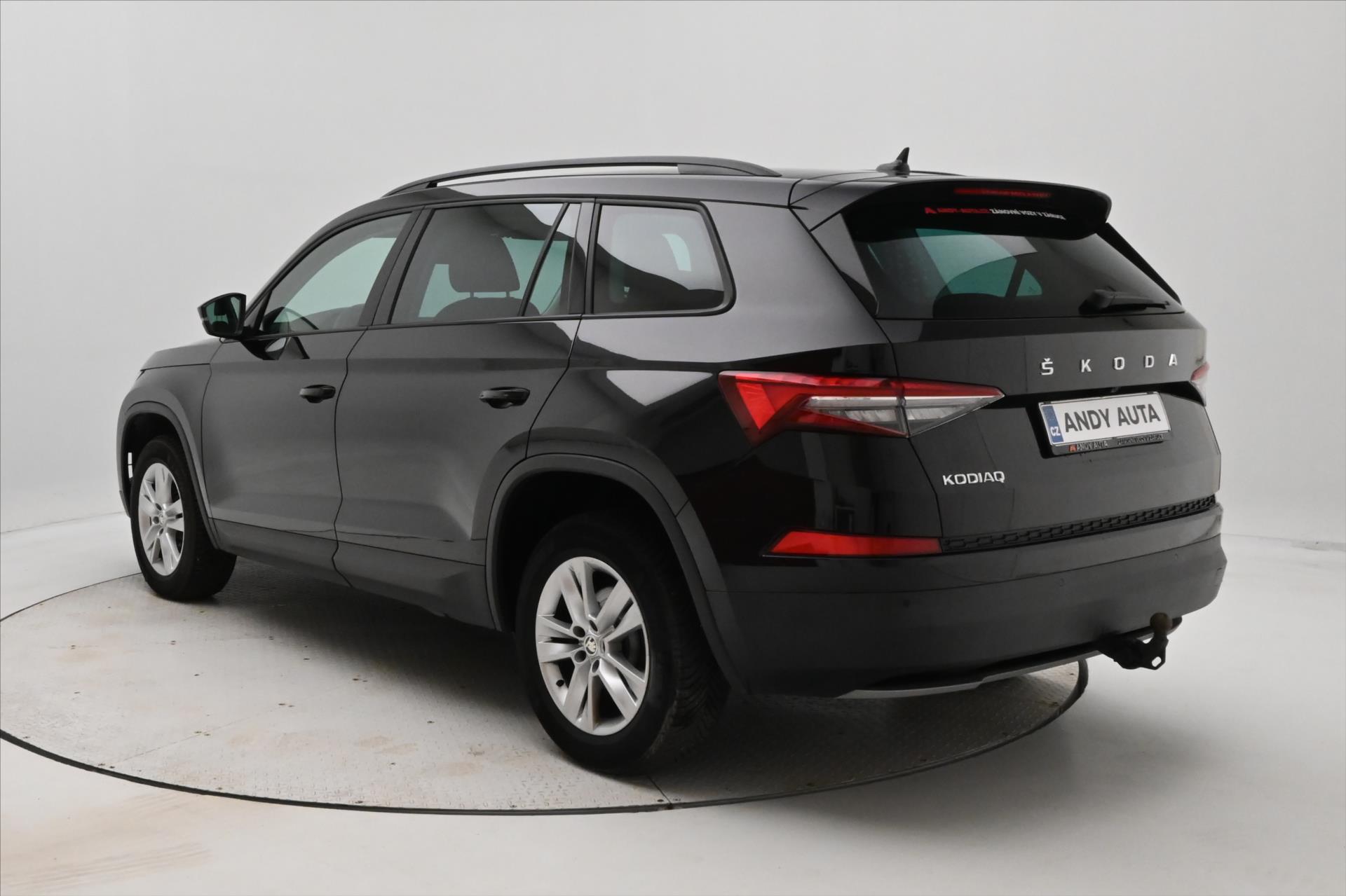 Hlavní fotografie vozu Škoda Kodiaq 2,0 TDI 110 kW DSG Ambition 7míst Záruka až 5 let (7)